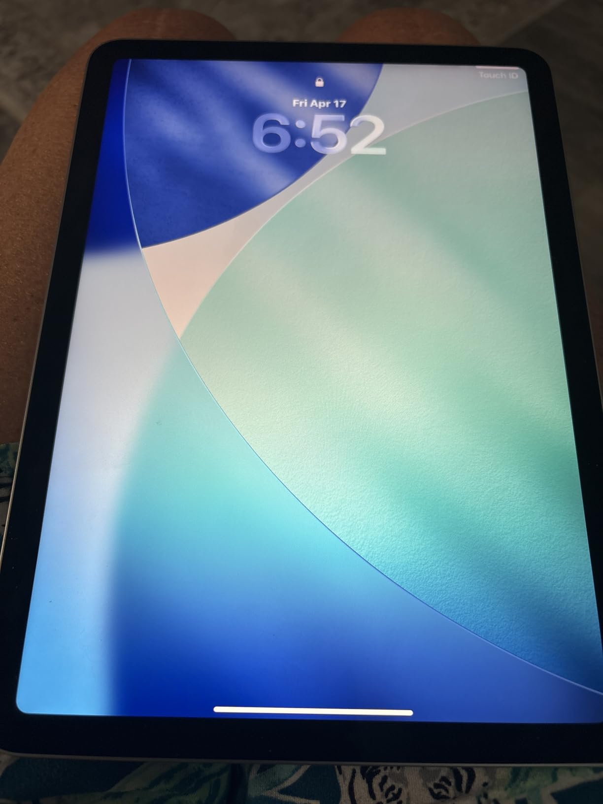 Apple iPad Air 11-inch (M4): Liquid Retina Display, 256GB, 12MP Front/Back Camera, Wi-Fi 7 with Apple N1, Touch ID, All-Day Battery Life - Space Gray customer photo 1