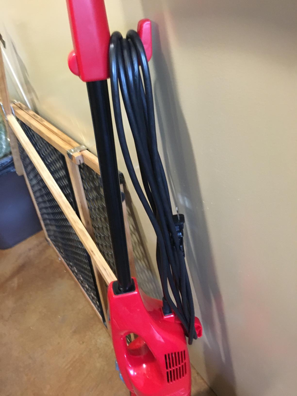 Dirt Devil SD20000RED Simpli-Stik Lightweight Corded Bagless Stick Vacuum, Red customer photo 2