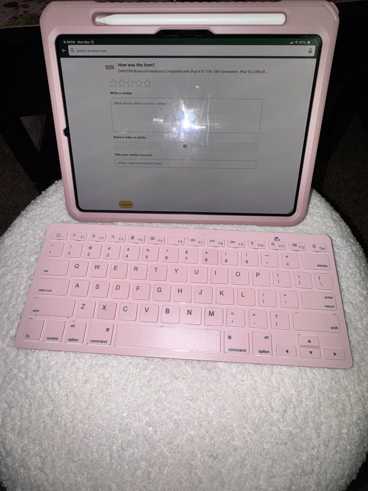 OMOTON Ultra-Slim Bluetooth Keyboard for iPad 11th/10th/9th/8th/7th, iPad Pro/Air/Mini and iPhone Series, Wireless iOS Keyboard with 12 Multimedia Keys for Office, Home, Travel, School, White customer photo 2
