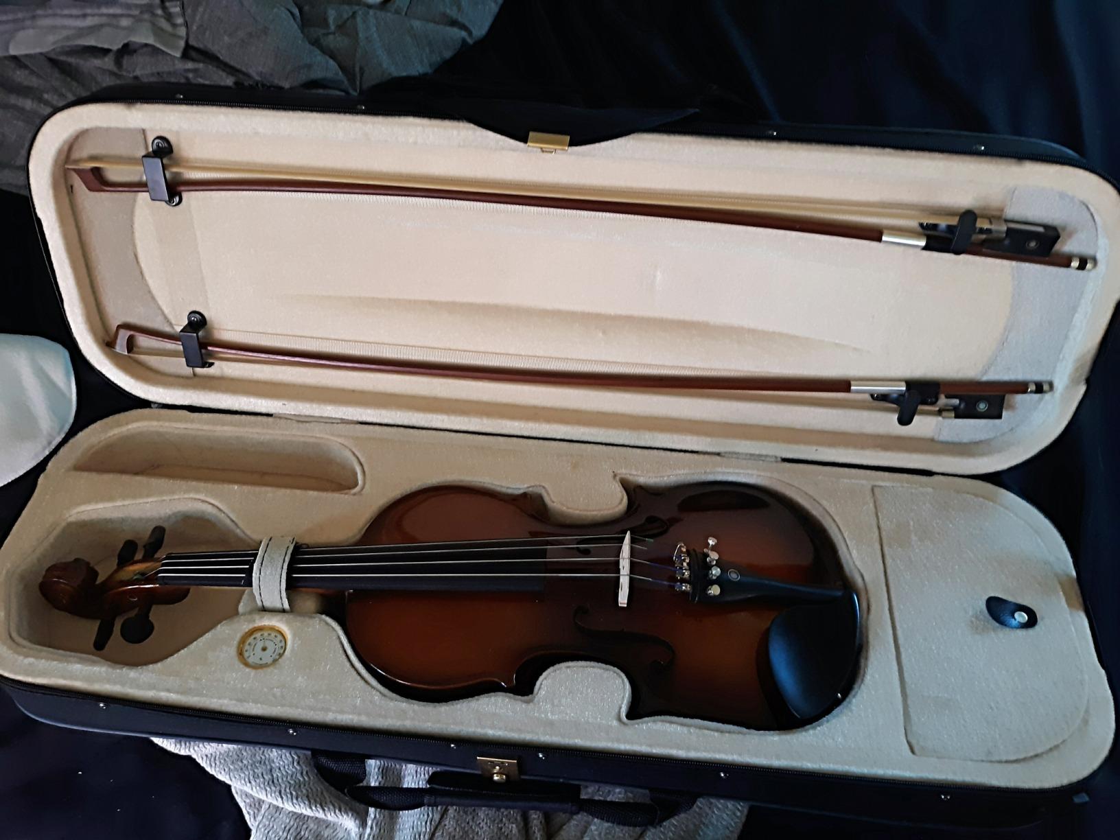 Cecilio 4/4 Full Size Violin - Hand-Carved Solid Spruce & Maple, Ebony Fingerboard, Deluxe Oblong Hard Case & Bow Included, Fiddle Set for Beginners Professionals customer photo 2
