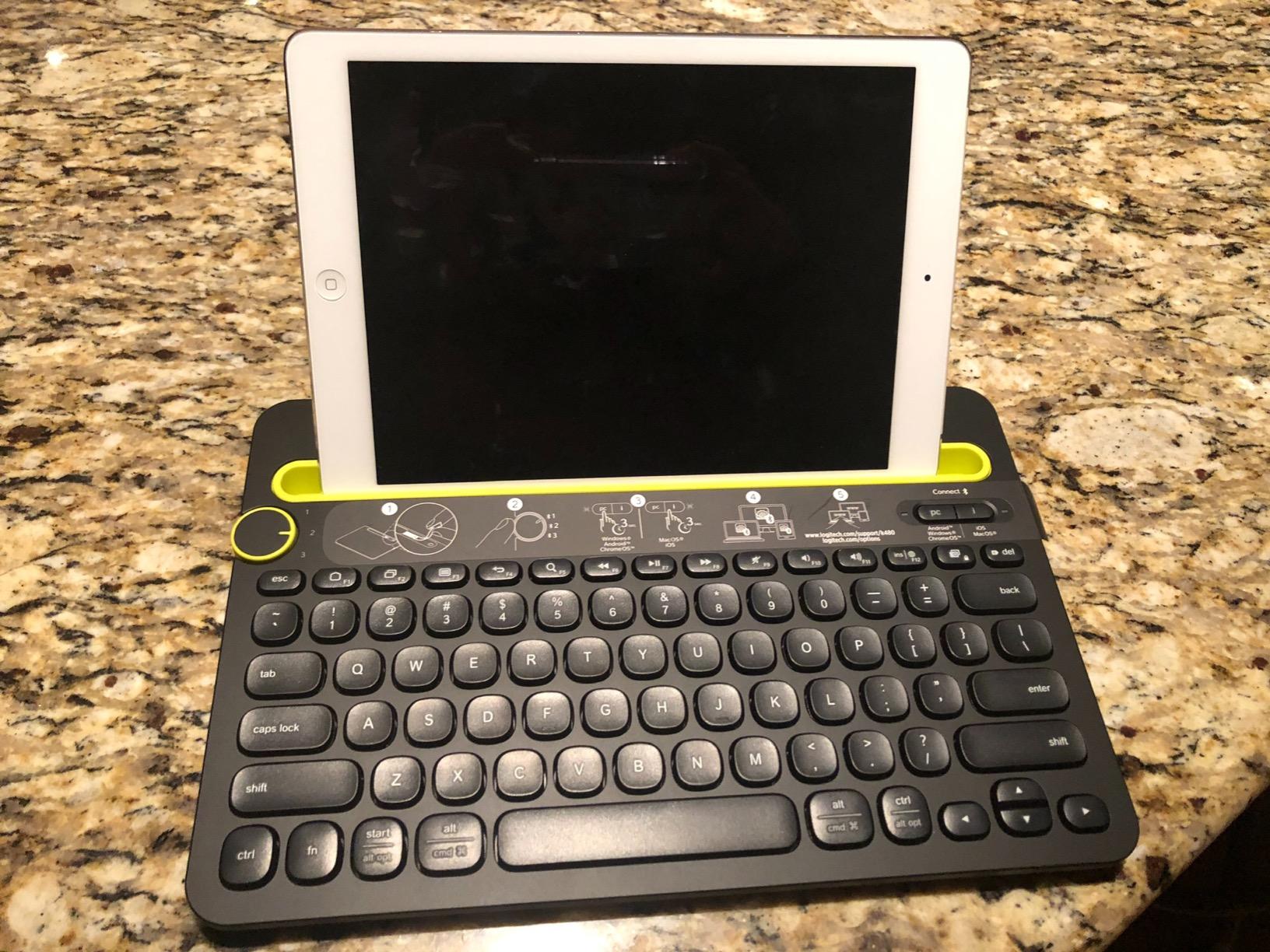 Logitech K480 Wireless Multi-Device Keyboard for Windows, macOS, iPadOS, Android or Chrome OS, Bluetooth, Compact customer photo 1
