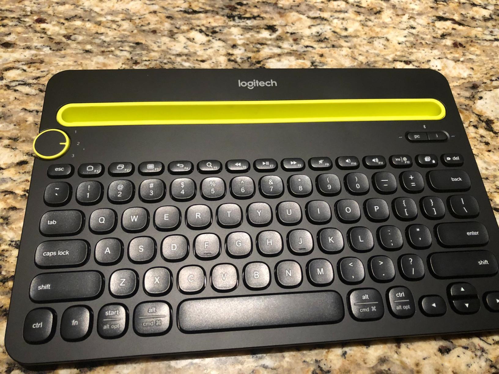 Logitech K480 Wireless Multi-Device Keyboard for Windows, macOS, iPadOS, Android or Chrome OS, Bluetooth, Compact customer photo 2