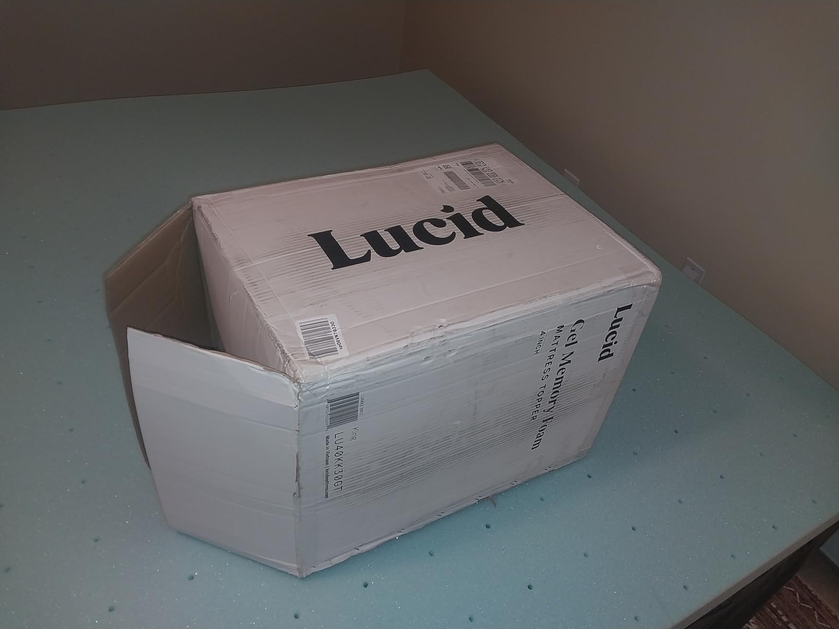 Lucid 4 Inch Memory Foam Mattress Topper, Twin XL Size - Cooling Gel Bed Topper - Pressure-Relieving Ultra Plush Feel - Ventilated Breathable Design - CertiPur Certified - Dorm Room Essentials customer photo 2