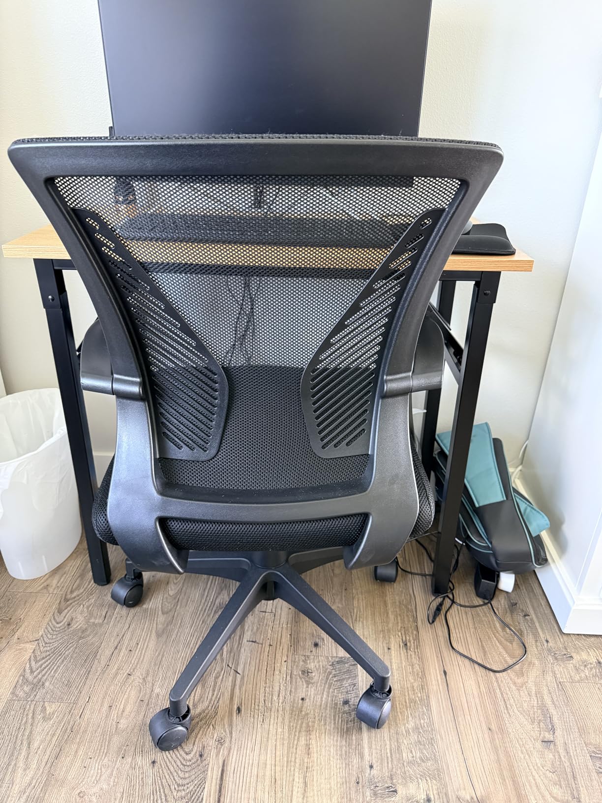 Furmax Office Chair Ergonomic Computer Desk Mesh Chair Mid Back Swivel Lumbar Support with Armrest, Black customer photo 2