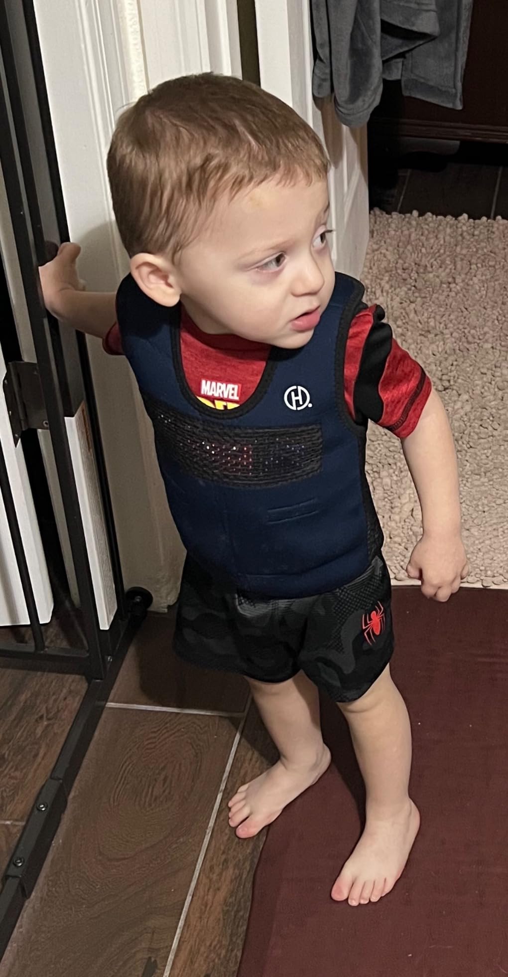 Harkla Weighted Vest for Kids - Neoprene Compression Vest - Ages 10 and Above - Adjustable Kids Weighted Vest with 2lb Weight - Breathable and Washable Compression Vest customer photo 2
