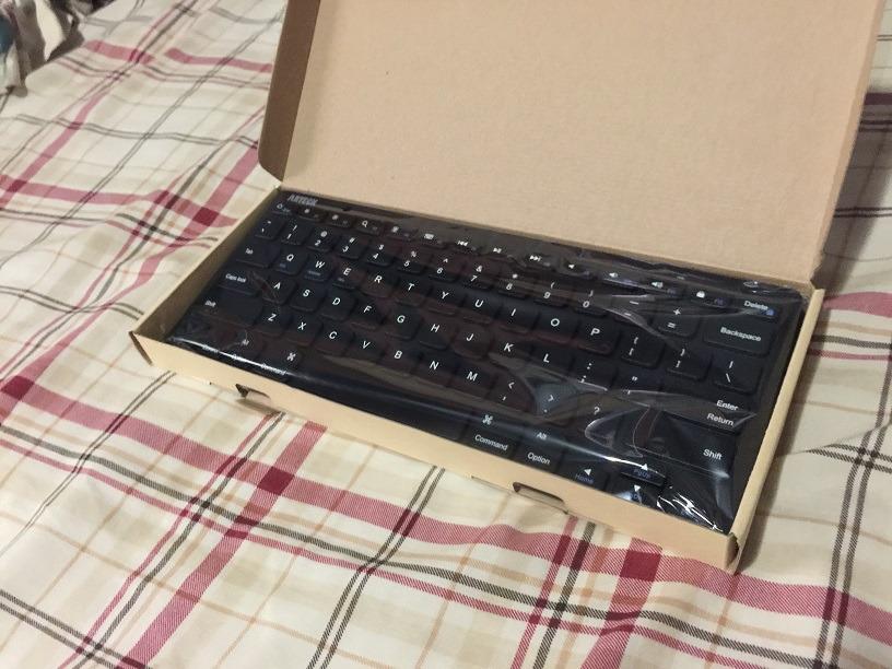 Arteck Compact Wireless Bluetooth Keyboard for iPad Tablet iPhone PC Black customer photo 2