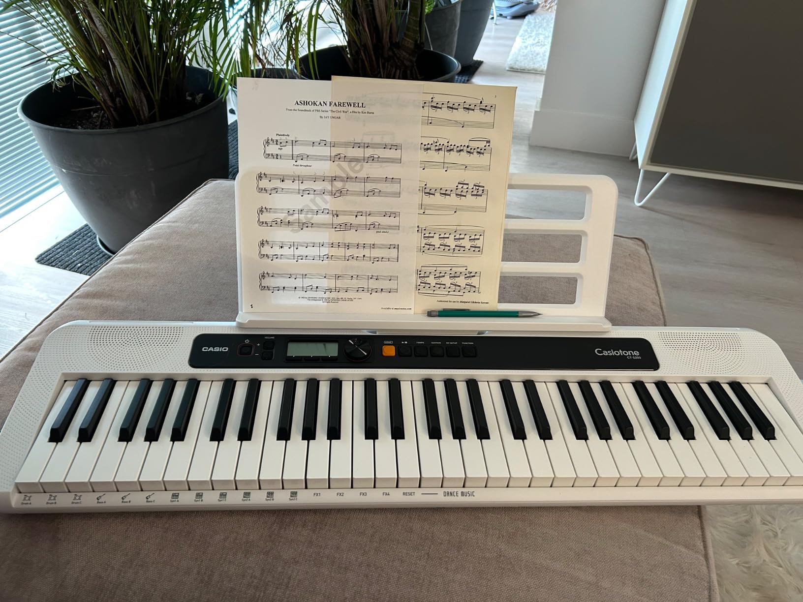 Casiotone CT-S200 61-Key Portable Keyboard for Beginners | 400 Tones, 77 Rhythms, LCD Display, Dance Music Mode, USB-MIDI, Stereo Speakers | Includes Power Supply & Music Rest | Black customer photo 2