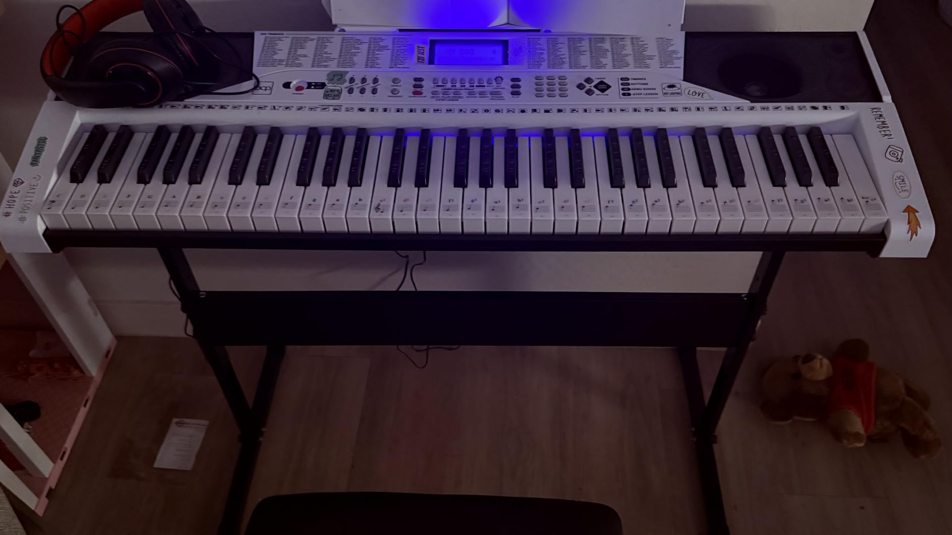 61-Key Beginners Complete Electronic Keyboard Piano Set w/Lighted Keys, LCD Screen, Headphones, Stand, Bench, Teaching Modes, Note Stickers, Built-In Speakers - Black customer photo 2