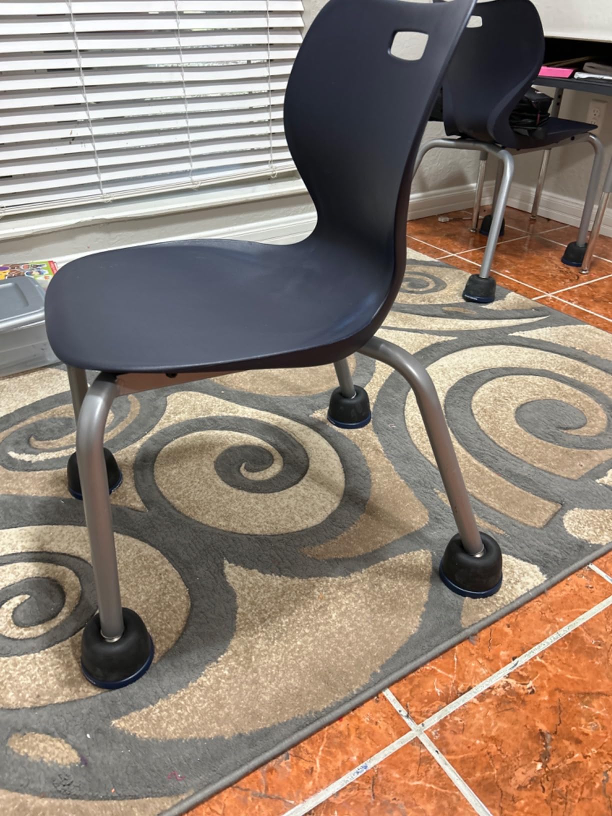 Bouncyband Wiggle Wobble Chair Feet | Wobble Chair Feet for Classroom Help Improve Concentration and Calm Children Aged 3+ customer photo 1