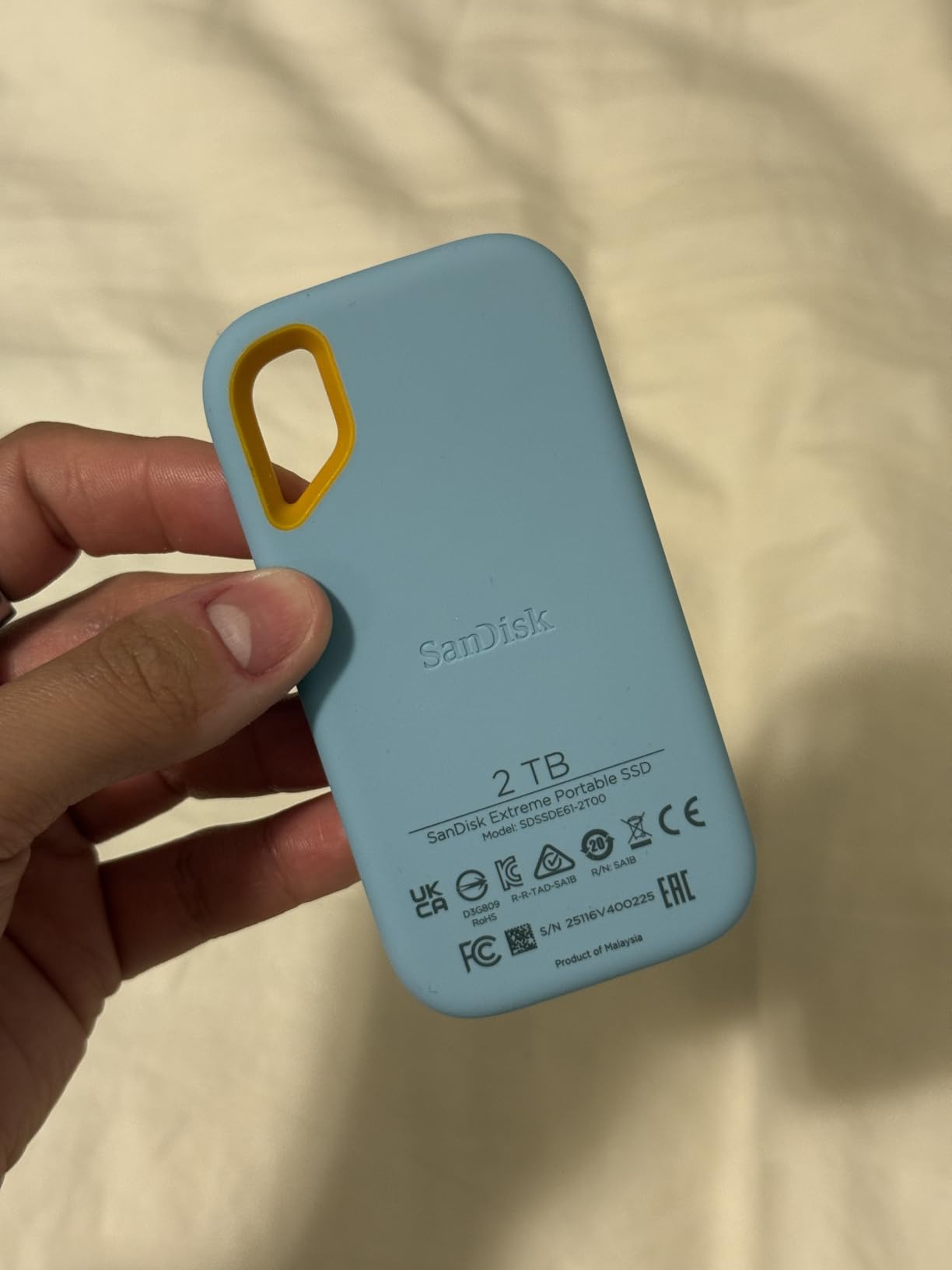 SANDISK 1TB Extreme Portable SSD (Old Model) - Up to 1050MB/s, USB-C, USB 3.2 Gen 2, IP65 Water and Dust Resistance, SDSSDE61-1T00-G25 customer photo 2