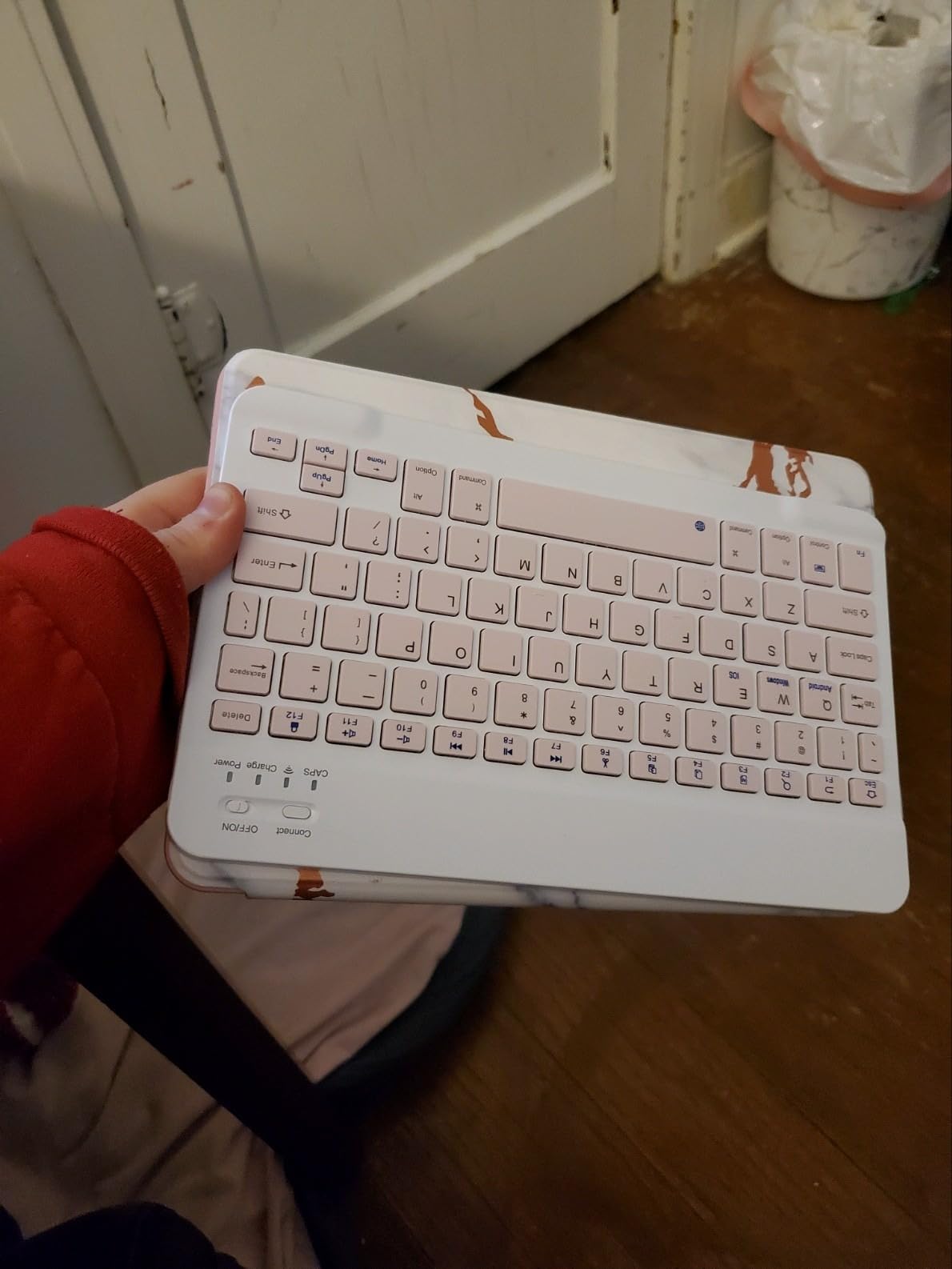 Ultra-Slim Rechargeable Bluetooth Keyboard Portable Wireless Keyboard for iPad A16 11th 10th Generation, iPad Pro iPad Air iPad mini iPhone, Android Samsung Galaxy Tab Smartphone Cell Phone (Pink) customer photo 1