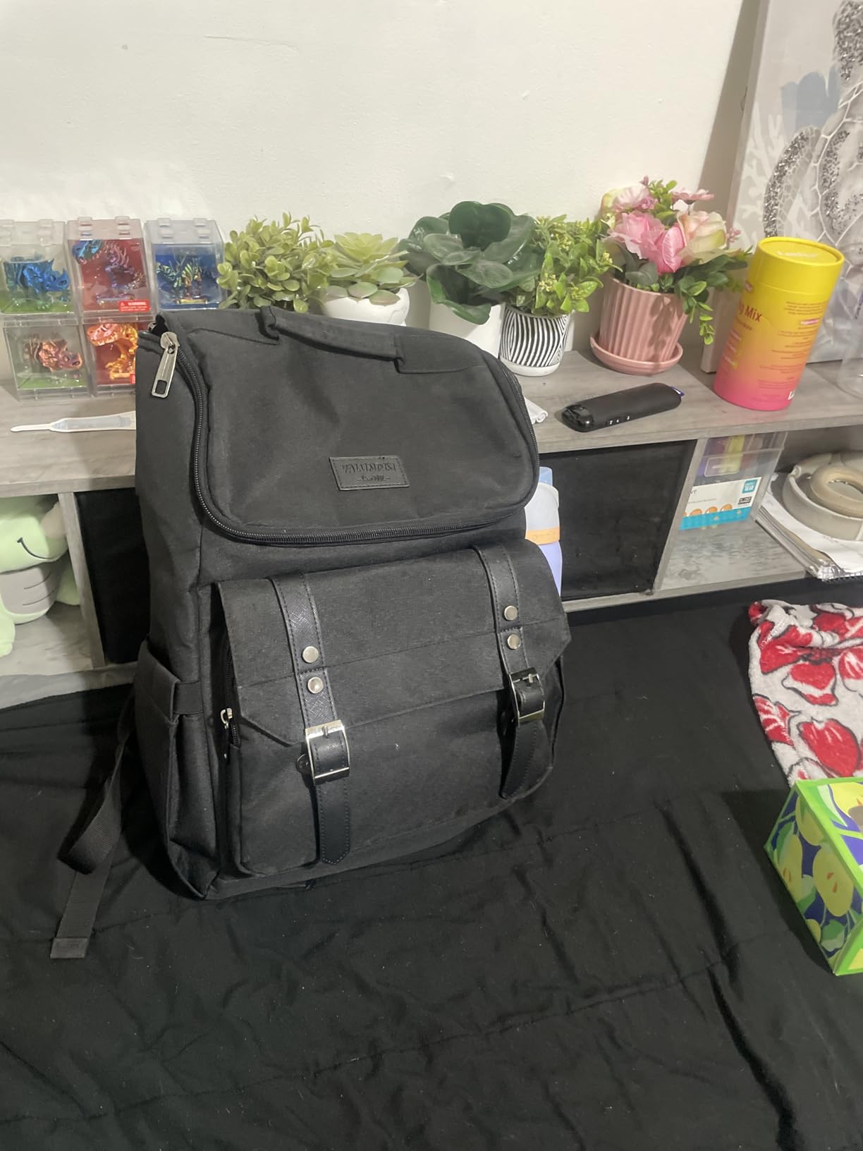 YALUNDISI Vintage Backpack Travel Laptop Backpack with USB Charging Port for Women & Men College Backpack Fits 15.6 Inch Laptop, Black customer photo 2