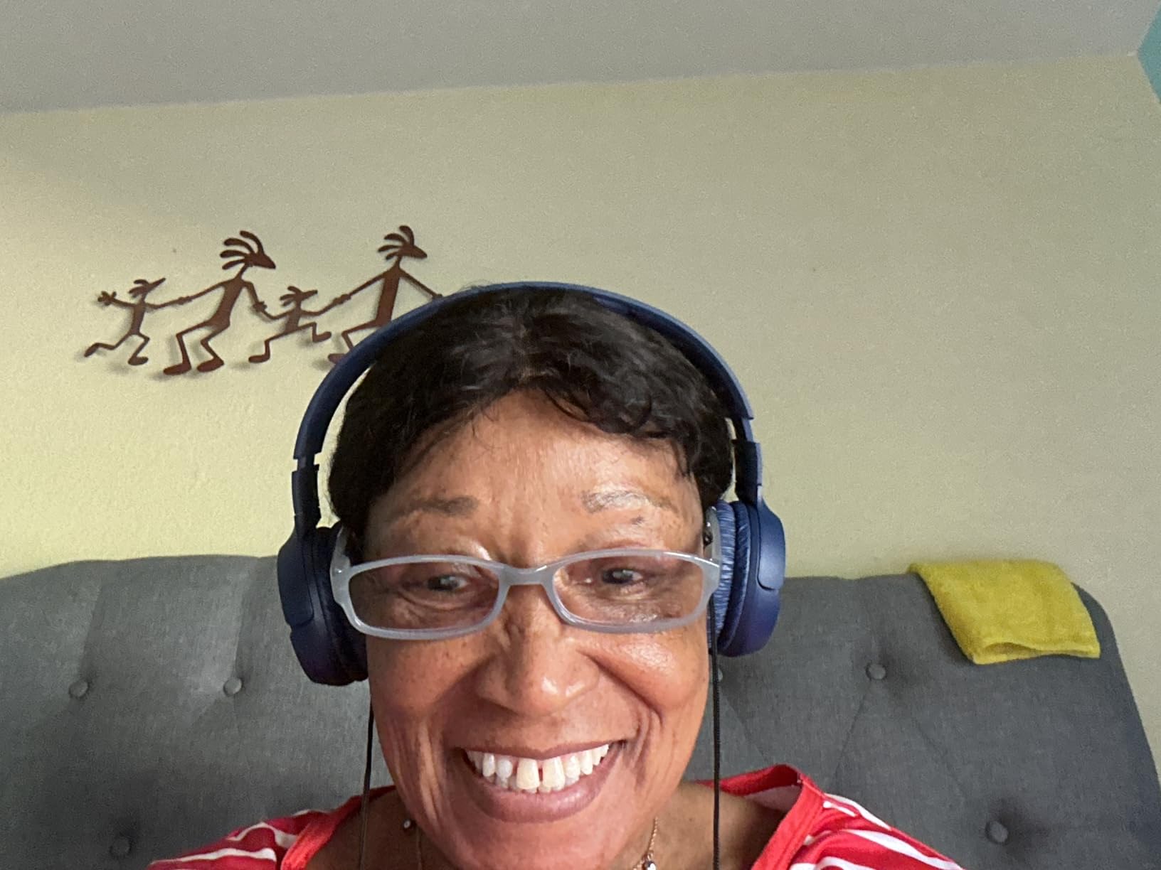 JBL Tune 510BT - Bluetooth headphones with up to 40 hours battery, microphone for call, foldable and comfortable, Android and iOs compatible (Blue) customer photo 1