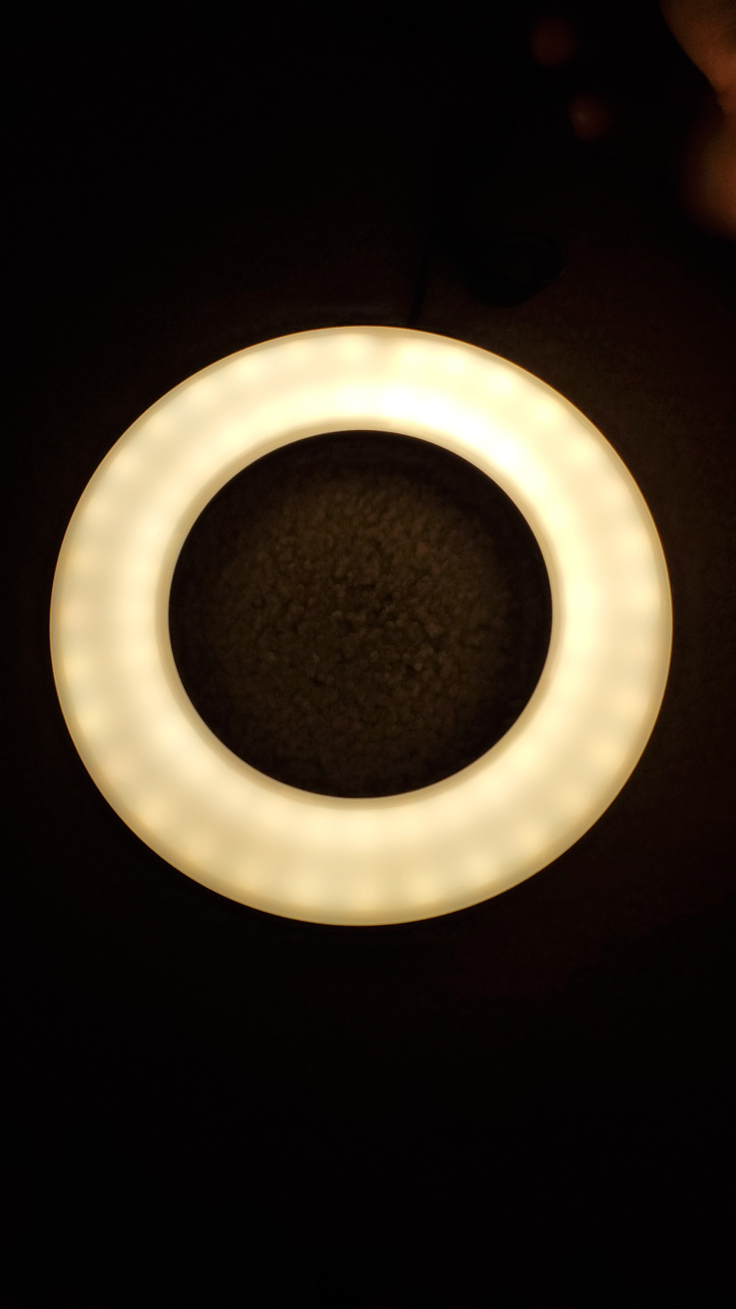 Video Conference Lighting Kit, Ring Light Clip on Laptop Monitor with 5 Dimmable Color & 5 Brightness Level for Webcam Lighting/Zoom Lighting/Remote Working/Self Broadcasting and Live Streaming, etc. customer photo 1