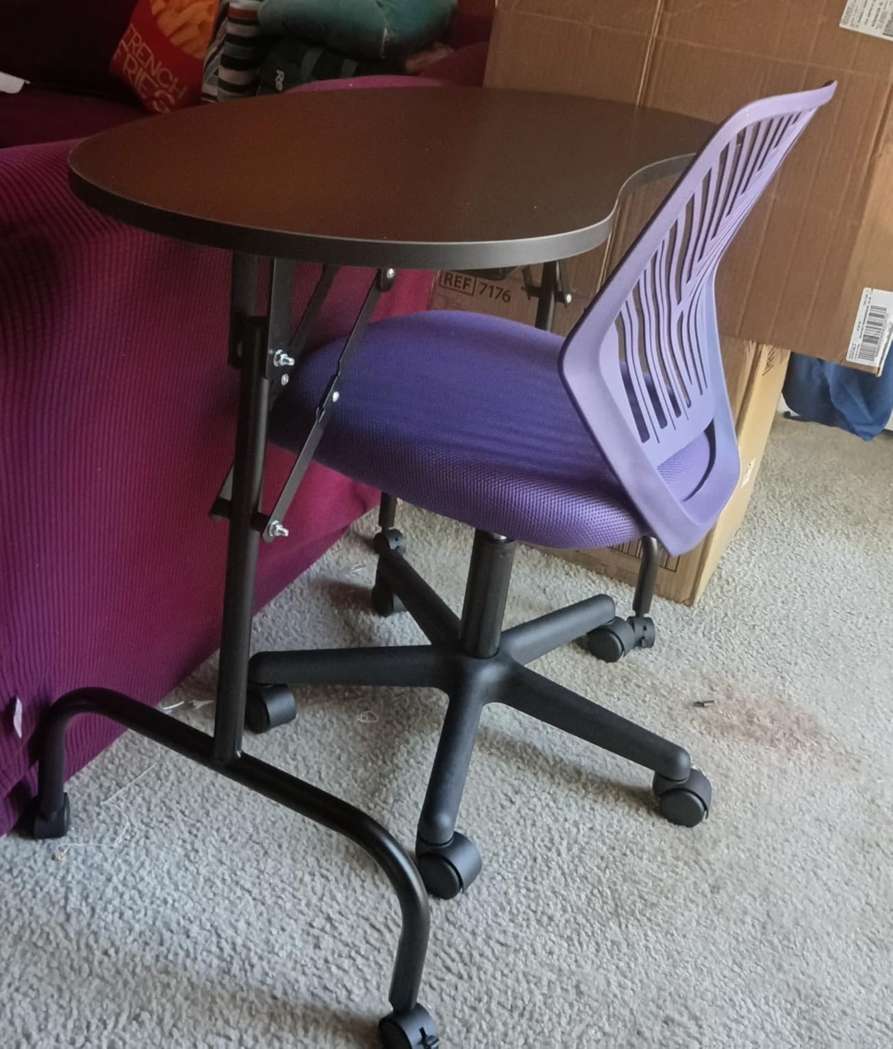 Yaheetech Students Cute Desk Chair Low-Back Armless Study Chair with Lumbar Support, Adjustable Swivel Chair for Home Bedroom School, Dark Gray customer photo 2