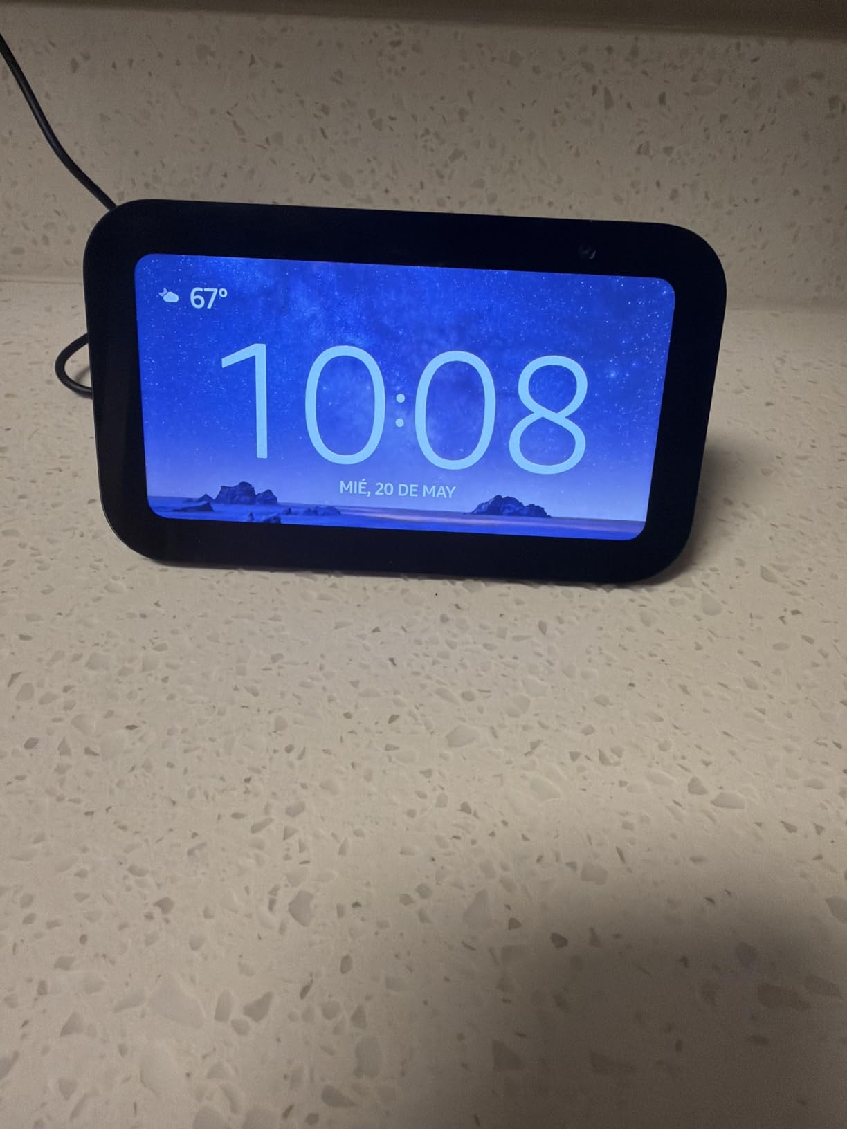 Amazon Echo Show 5 (newest model), Smart display, Cloud Blue customer photo 1