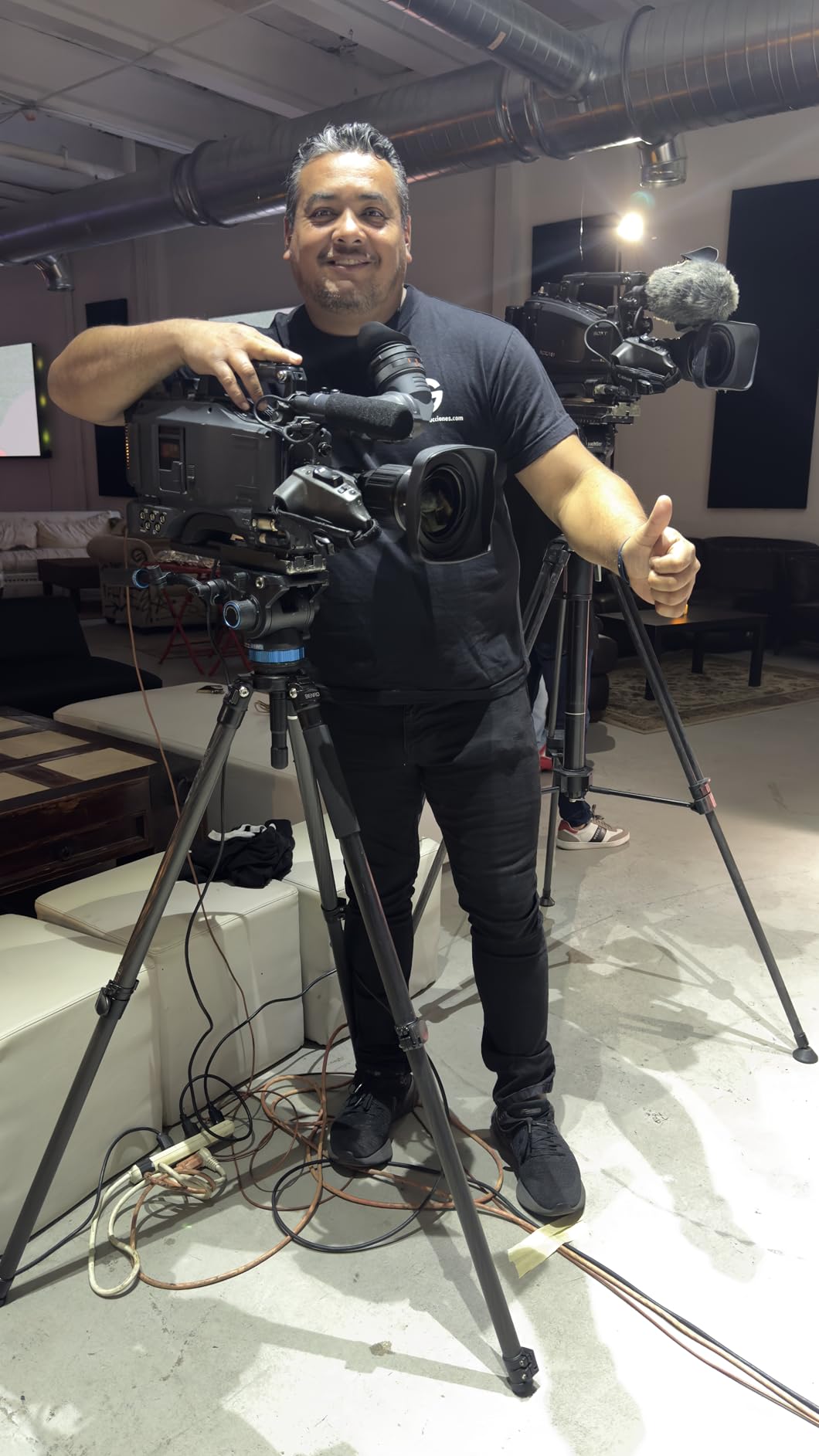 Sony Alpha ZV-E10 - APS-C Interchangeable Lens Mirrorless Vlog Camera - Black customer photo 1