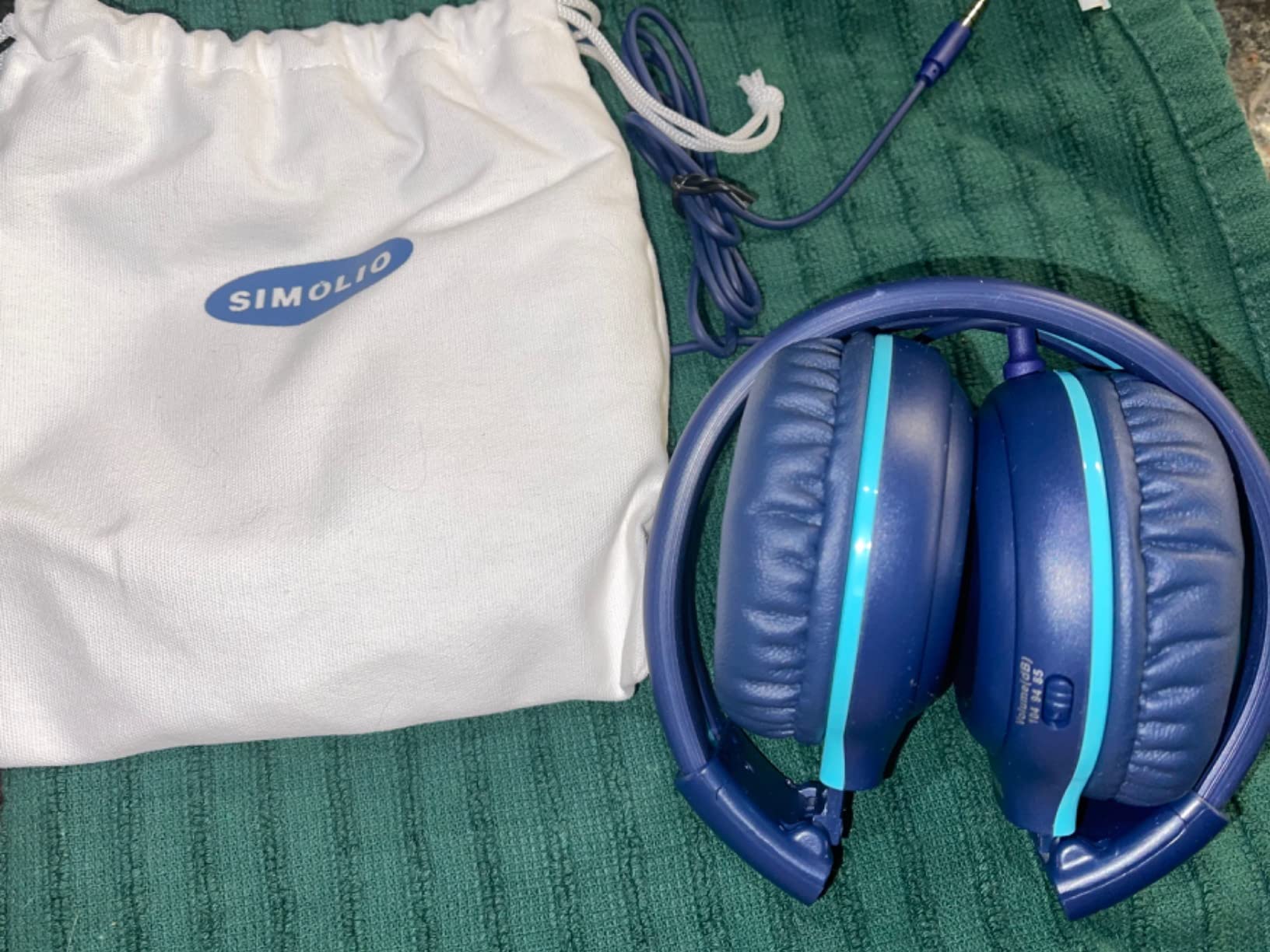 SIMOLIO Manyshare Series- Wired Kids Headphones for School with Microphone, Volume Limiting & Noise Cancelling PC Headset with Cord & Carry Pouch, Plug in Headphones for Tablet, Laptop (Navy Blue) customer photo 2