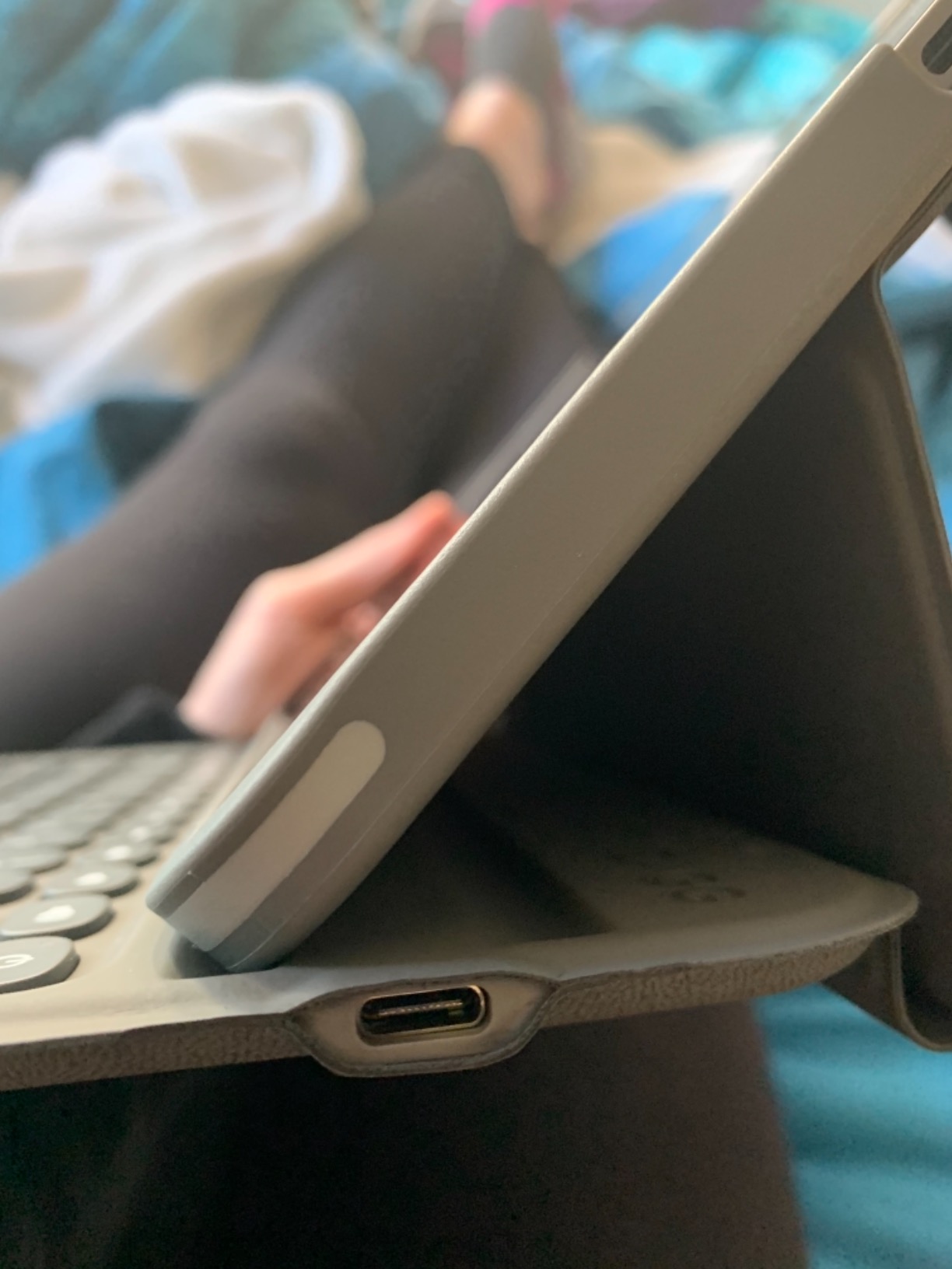 ZAGG Pro Keys Detachable Case and Wireless Keyboard for Apple iPad 11