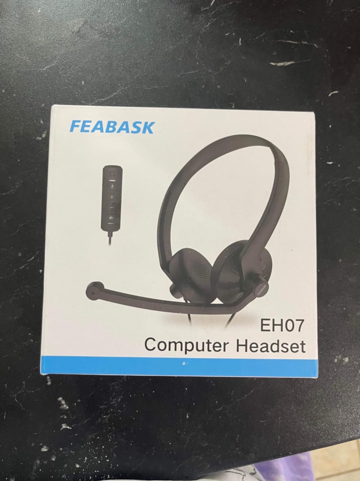 FEABASK USB Headset with Microphone for PC Laptop - Wired Computer Headphones with Noise Cancelling Microphone for Home Office Online Class Skype Zoom Meetings,in Line Mute Controls customer photo 1