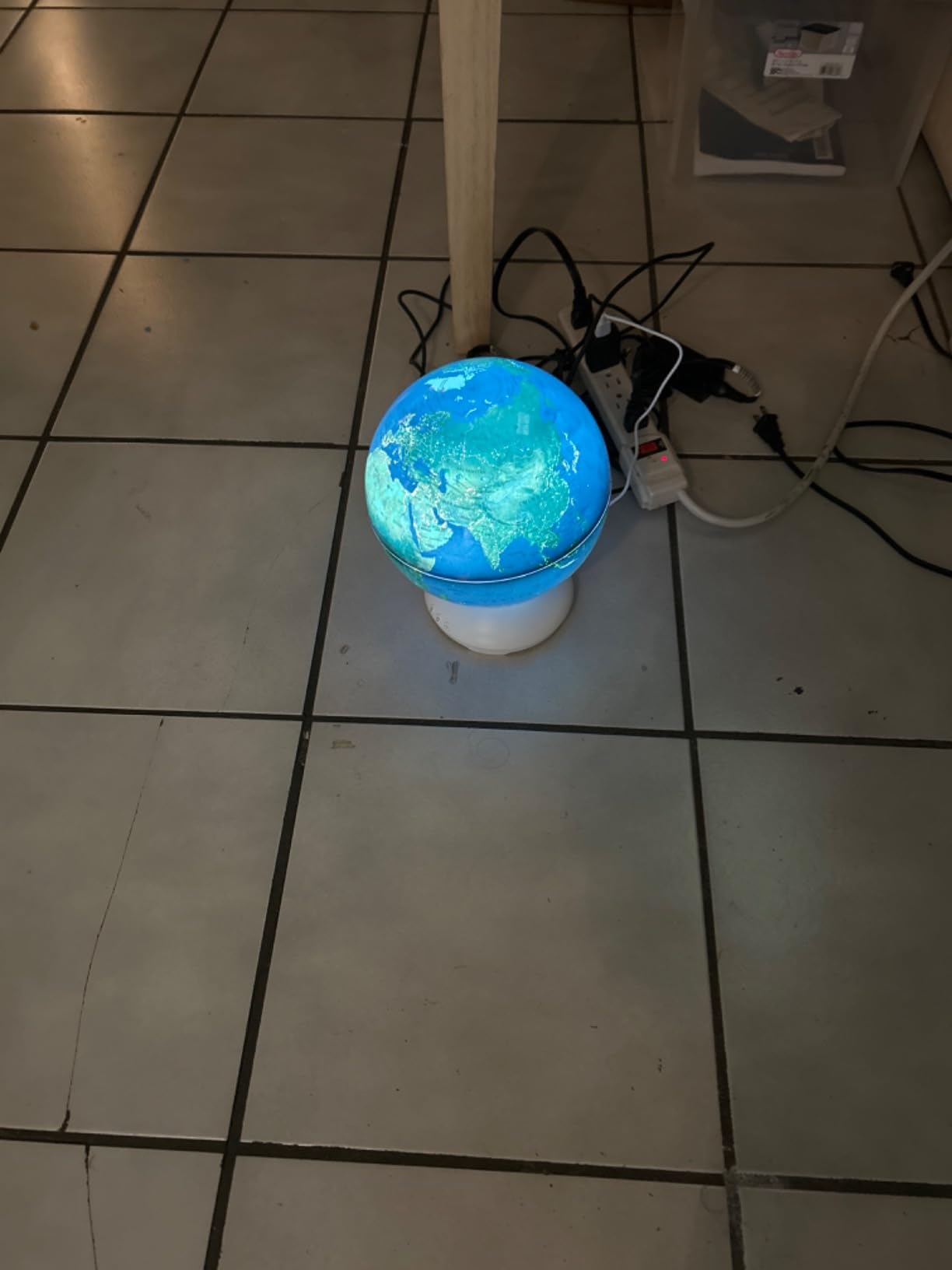 USA Toyz Illuminated Globe for Kids Learning- 3-in-1 STEM Globes of the World with Stand, Constellation Map, Built-in LED Night Light Desk Globe Lamp, Non-Tip Metal Base, 9.75