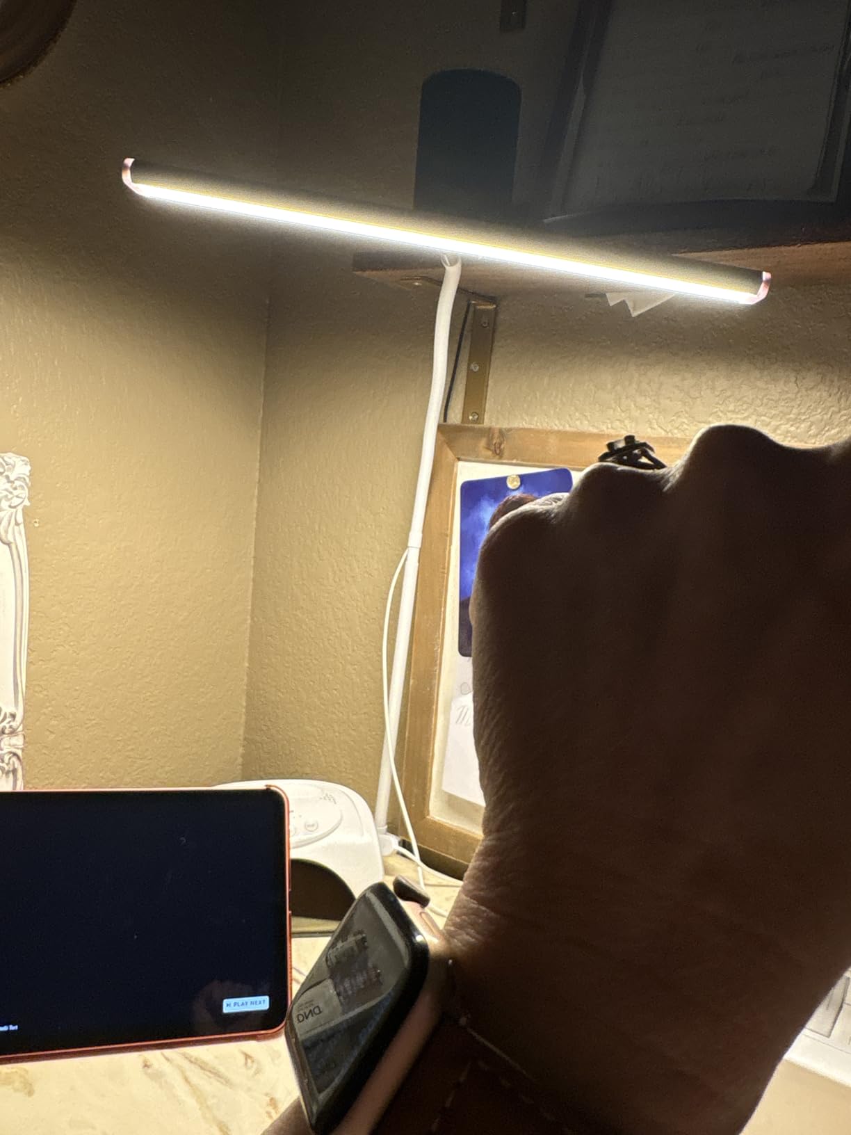 Airlonv LED Desk Lamp for Office Home, Eye-Caring Desk Light with Stepless Dimming Adjustable Flexible Gooseneck, 10W USB Adapter Desk Lamp with Clamp for Reading, Study, Workbench (Black) customer photo 1