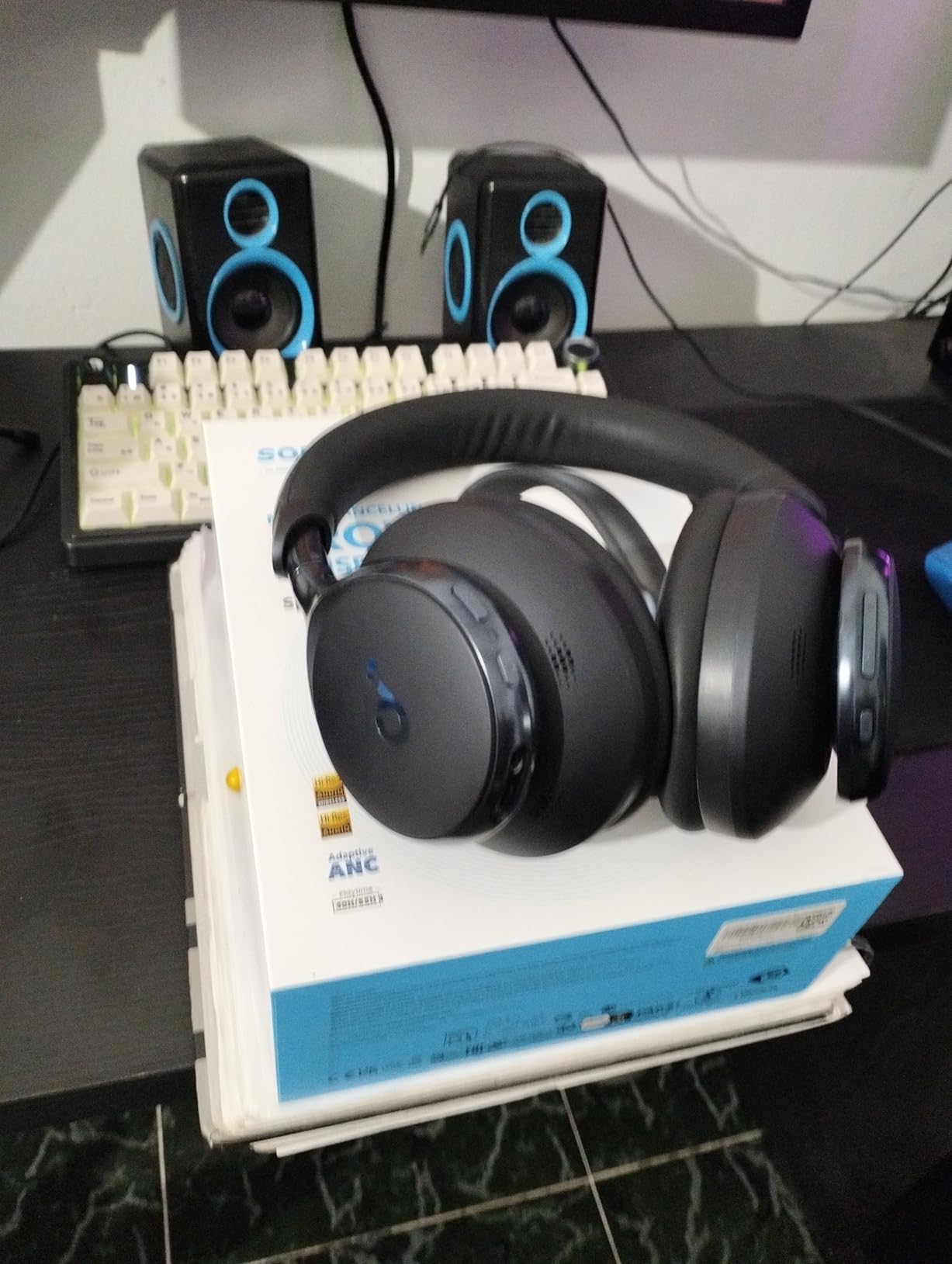 Soundcore by Anker, Space One, Active Noise Cancelling Headphones, 2X Stronger Voice Reduction, 40H ANC Playtime, App Control, LDAC Hi-Res Audio, Comfortable Fit, Clear Calls, Bluetooth 5.3 (White) customer photo 2