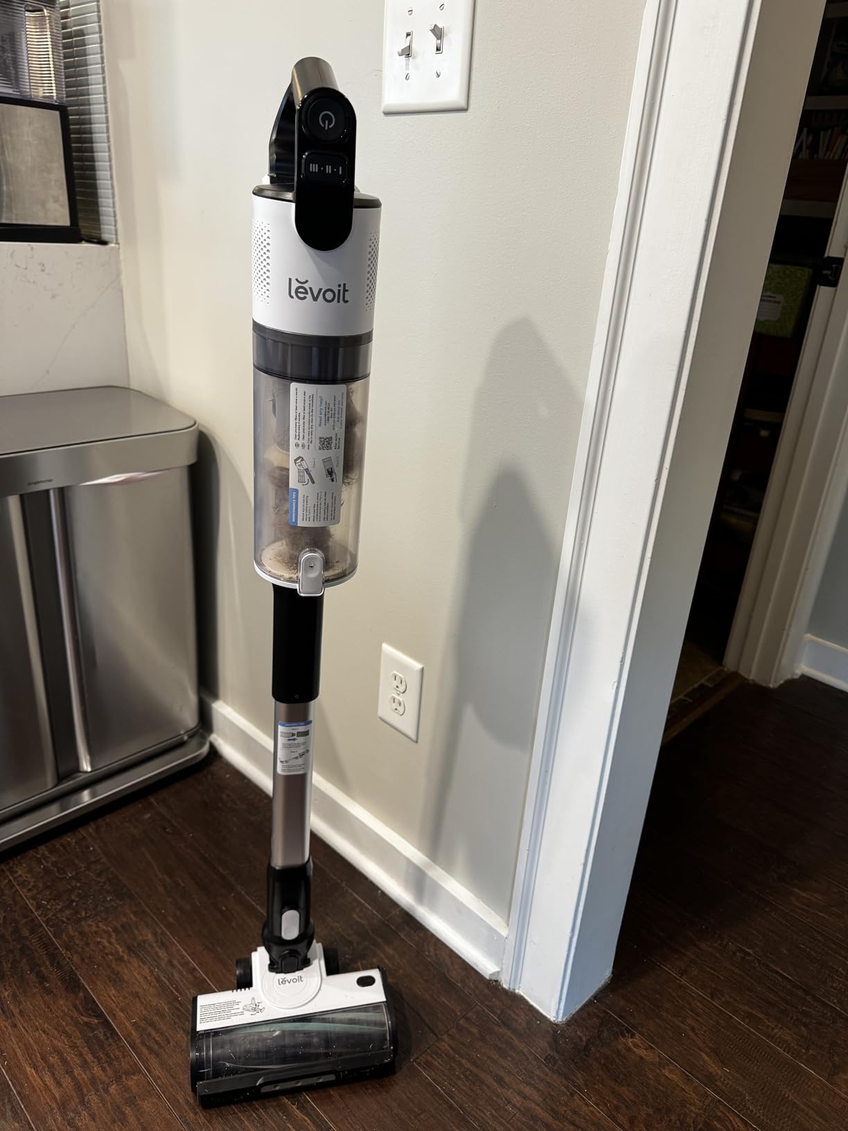 Levoit Cordless Vacuum Cleaner, Anti-Tangle for Pet Hair, Up to 50 Minutes | Powerful Suction, Lightweight, Rechargeable, Versatile for Carpets & Hard Floors, 180 Lay-Flat Design, LVAC-200 customer photo 2