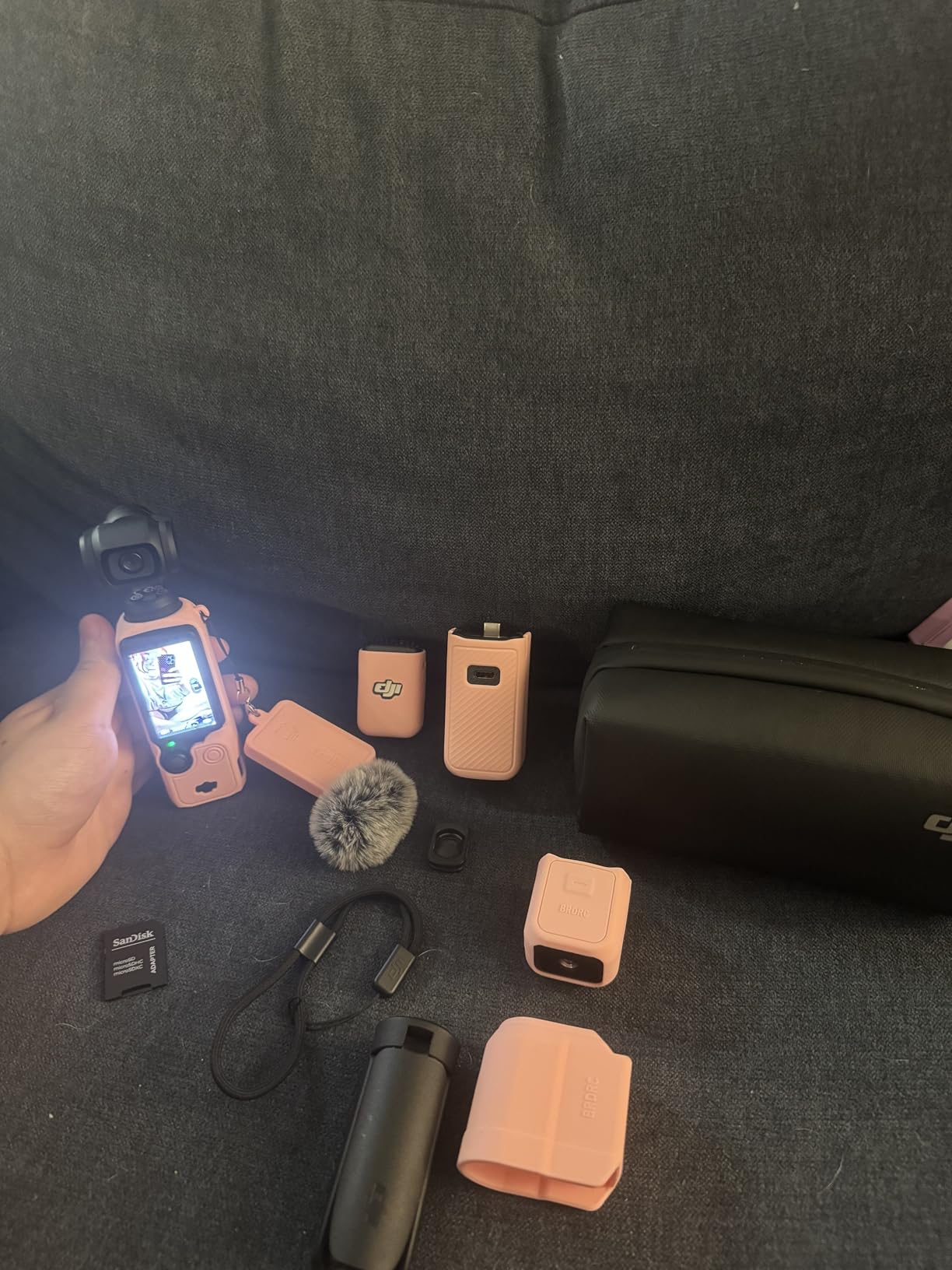 DJI Osmo Pocket 3 Creator Combo, 1