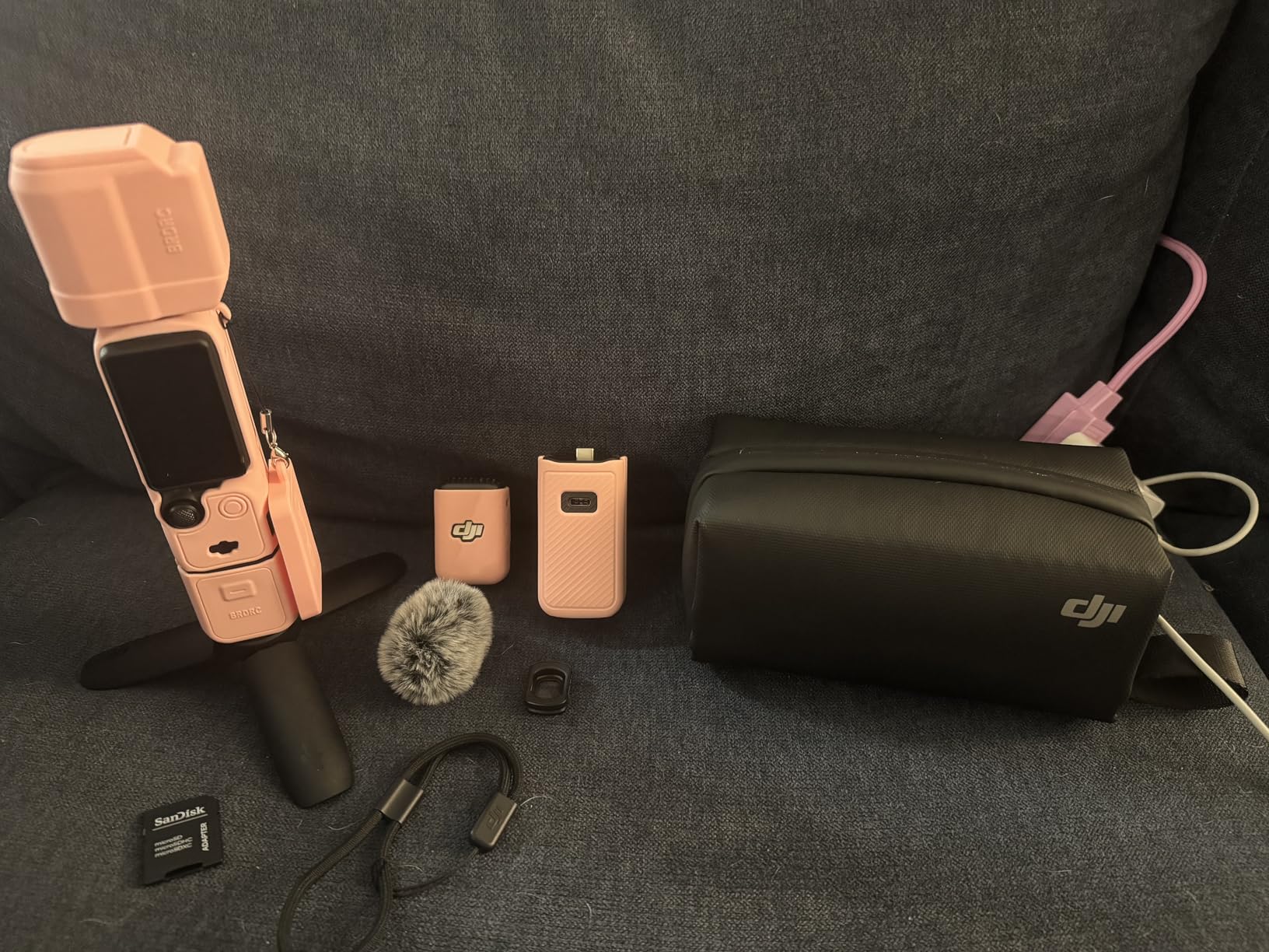 DJI Osmo Pocket 3 Creator Combo, 1