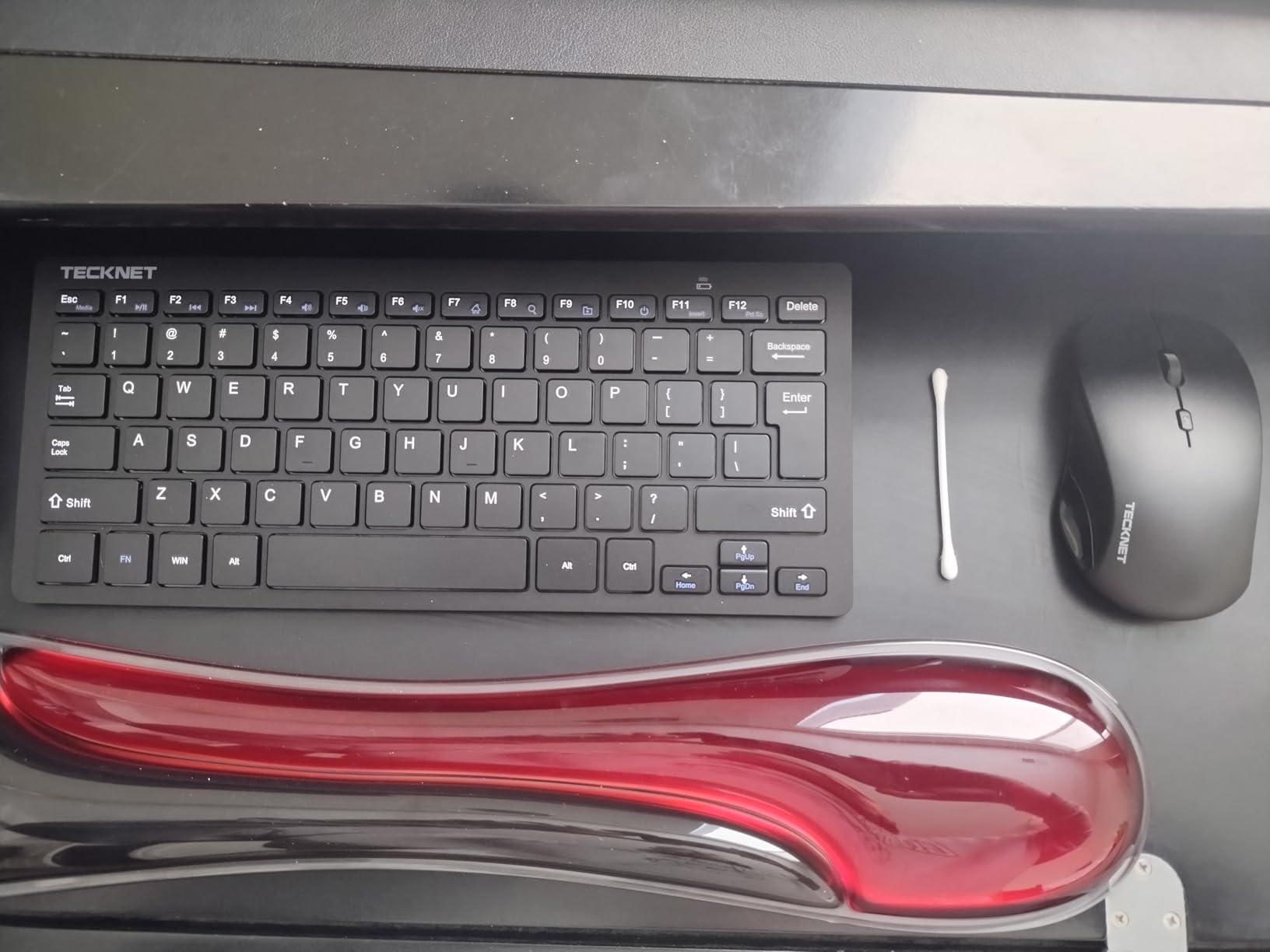 TECKNET Wireless Keyboard and Mouse Combo, 2.4G Mini Cordless Computer Keyboard and Mouse Set, Silent Adjustable 1600 DPI, Quiet Click, Lag-Free for Computer, Laptop, PC, Windows, Mac, Chrome OS customer photo 2