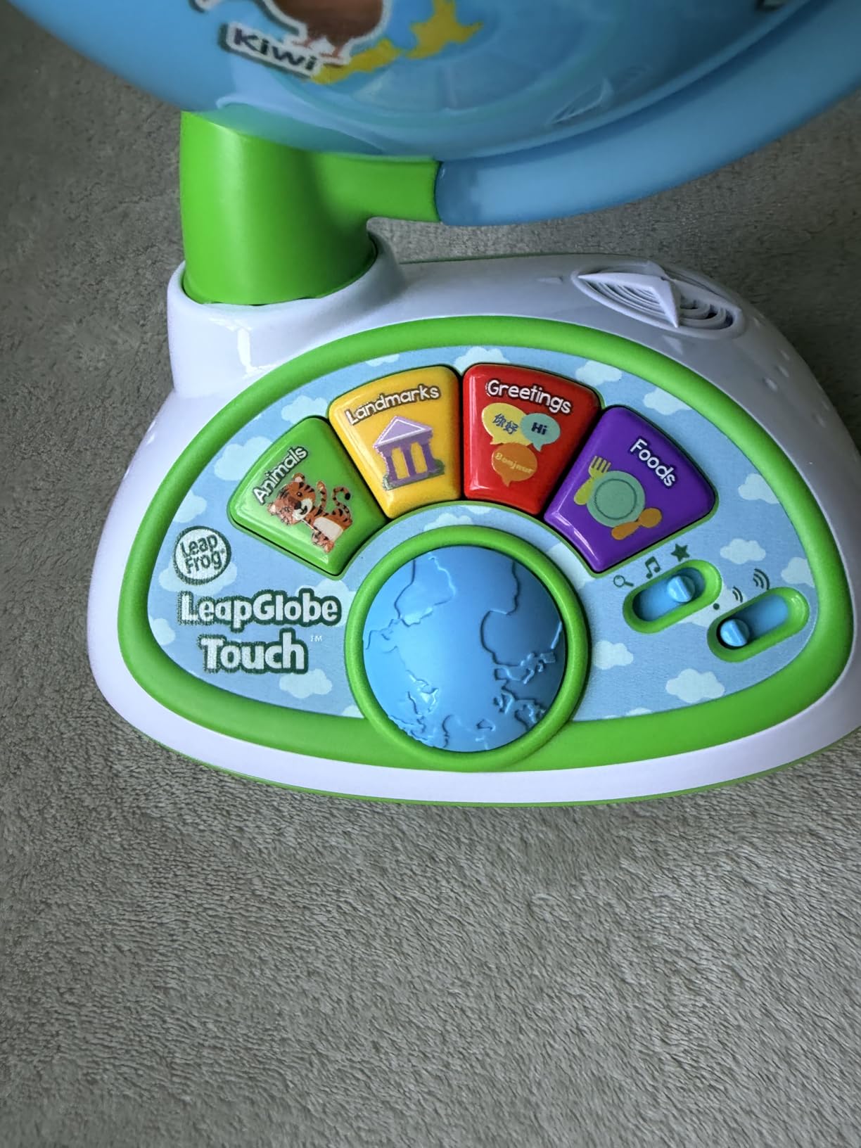 LeapFrog LeapGlobe Light-Up and Touch Interactive Electronic Globe for Kids, Exploration Toy for Ages 3 and Up customer photo 2
