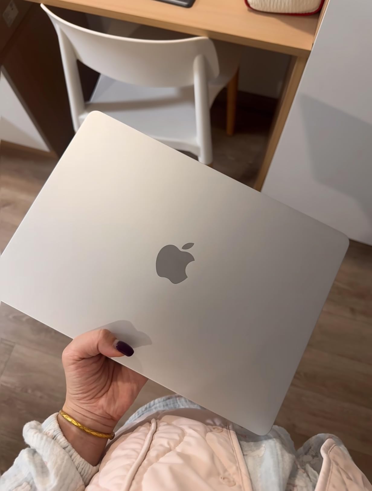 2024 MacBook Air 13-inch Laptop with M3 chip: Built for Apple Intelligence, 13.6-inch Liquid Retina Display, 16GB Unified Memory, 512GB SSD Storage, Backlit Keyboard, Touch ID; Midnight customer photo 2
