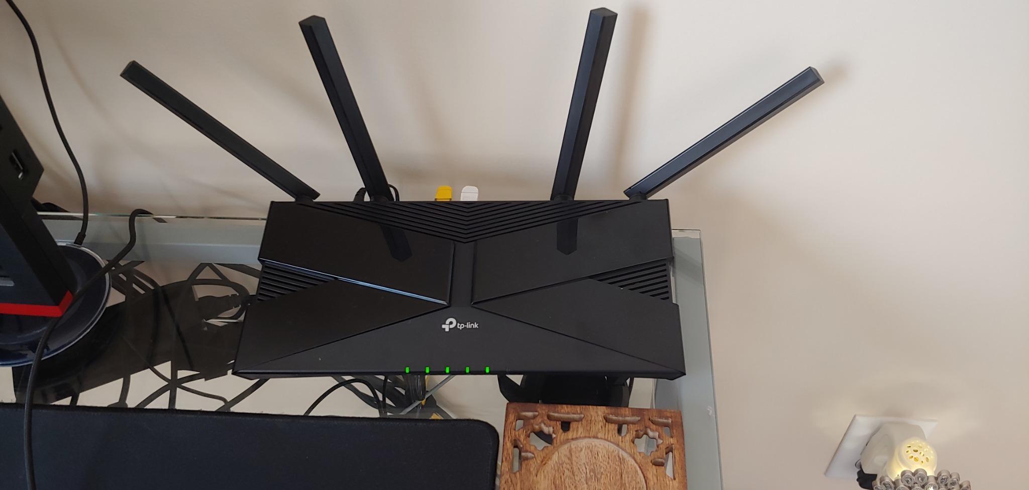 TP-Link Roam 6 AX1500 Portable Wi-Fi 6 Travel Router (TL-WR1502X) customer photo 1