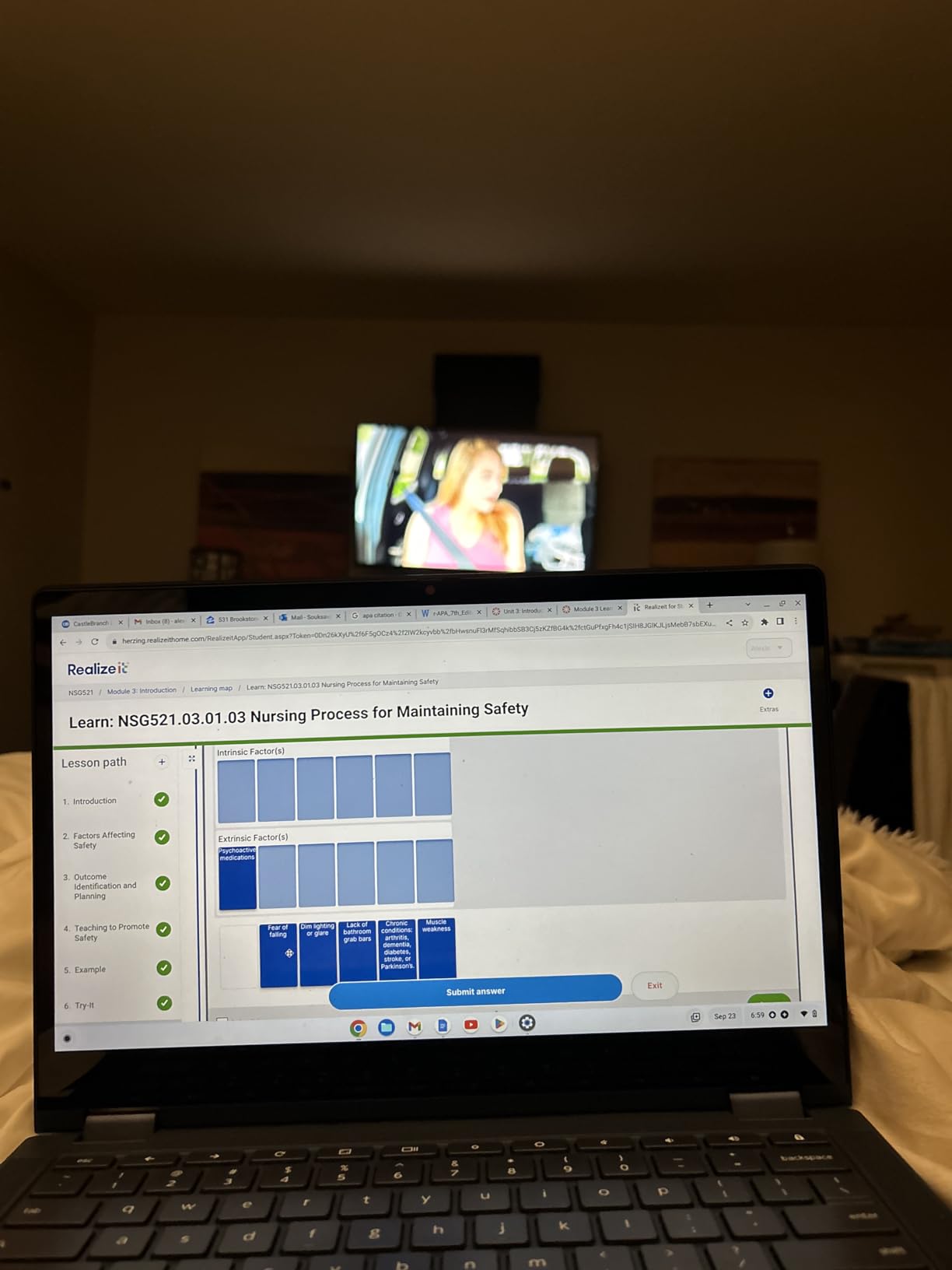 Lenovo IdeaPad Flex 5i Chromebook Plus 14