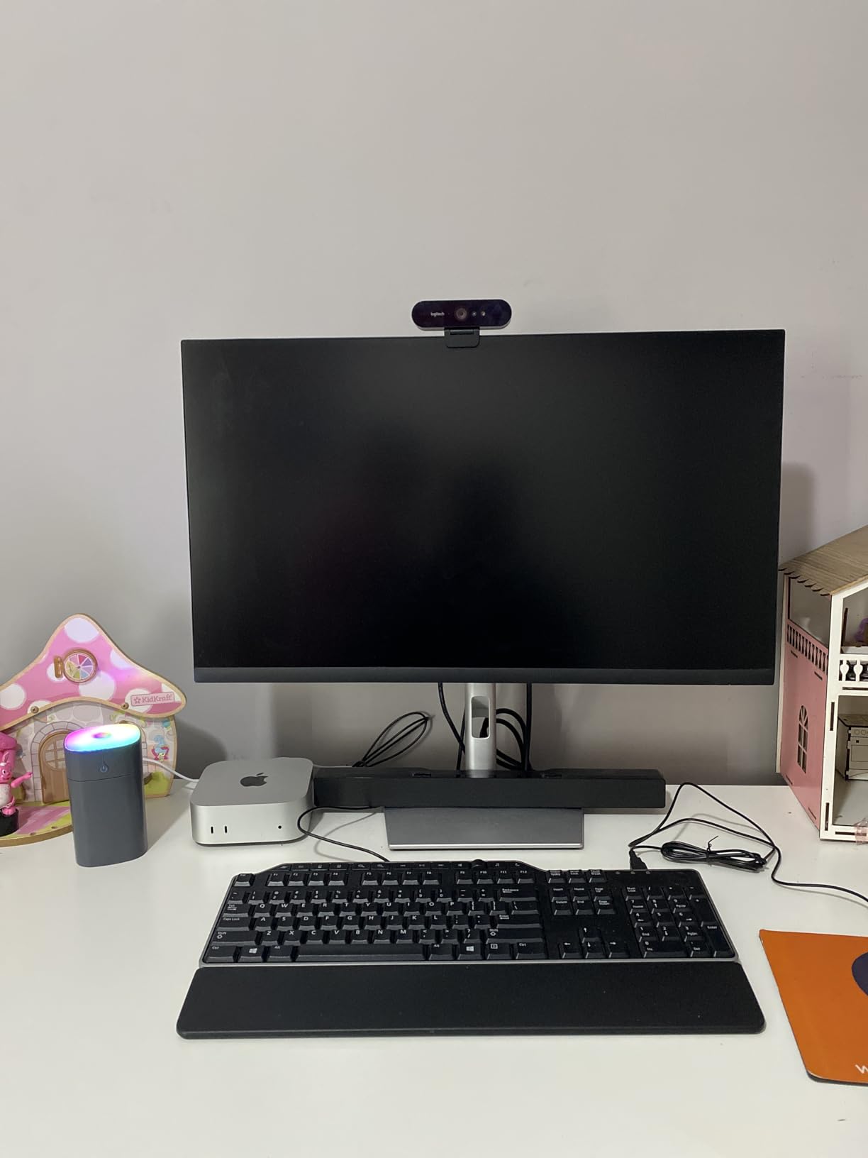 2024 Mac mini Desktop Computer with M4 chip with 10-core CPU and 10-core GPU: Built for Apple Intelligence, 16GB Unified Memory, 512GB SSD Storage, Gigabit Ethernet. Works with iPhone/iPad customer photo 2