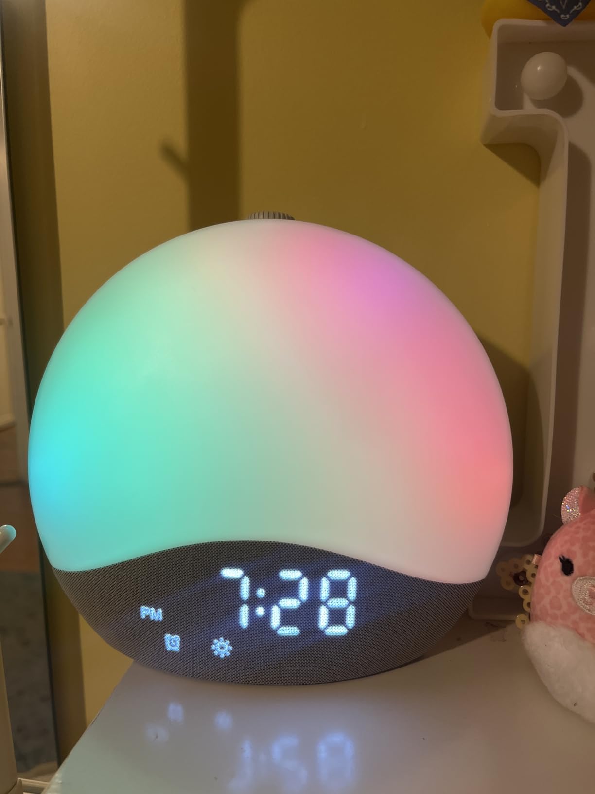 ecozy Sunrise Alarm Clock, White Noise Sound Machine, Alarm Clock for Bedrooms, 26 Soothing Sounds, 17 Night Lights, Bluetooth Speaker, Sunrise Wake-Up Light for Heavy Sleepers, Adults, Kids customer photo 2
