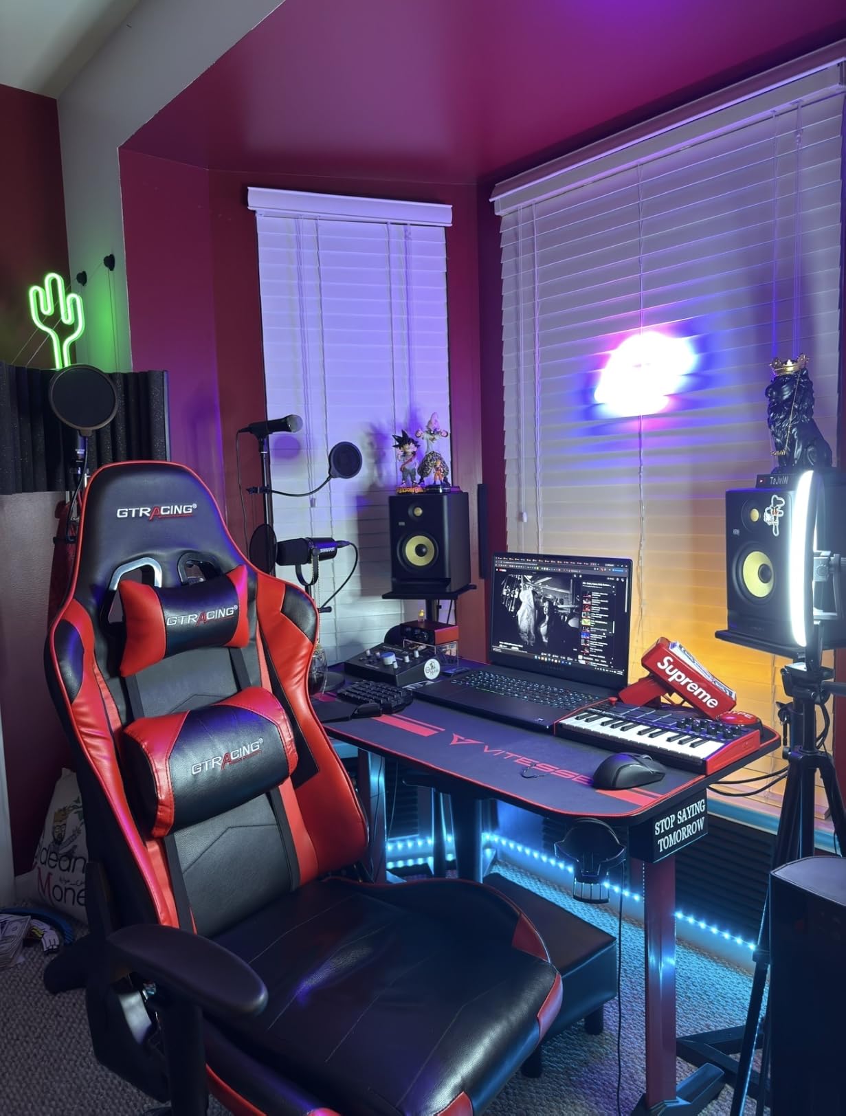GTPLAYER Big and Tall Gaming Chair 400lbs Heavy Duty Office Chair with Foot Rest & Ergonomic Pocket Spring Lumbar Support, High Back 3D Saddle Shaped Cushion for Back Pain Relief, Matte-Black customer photo 2