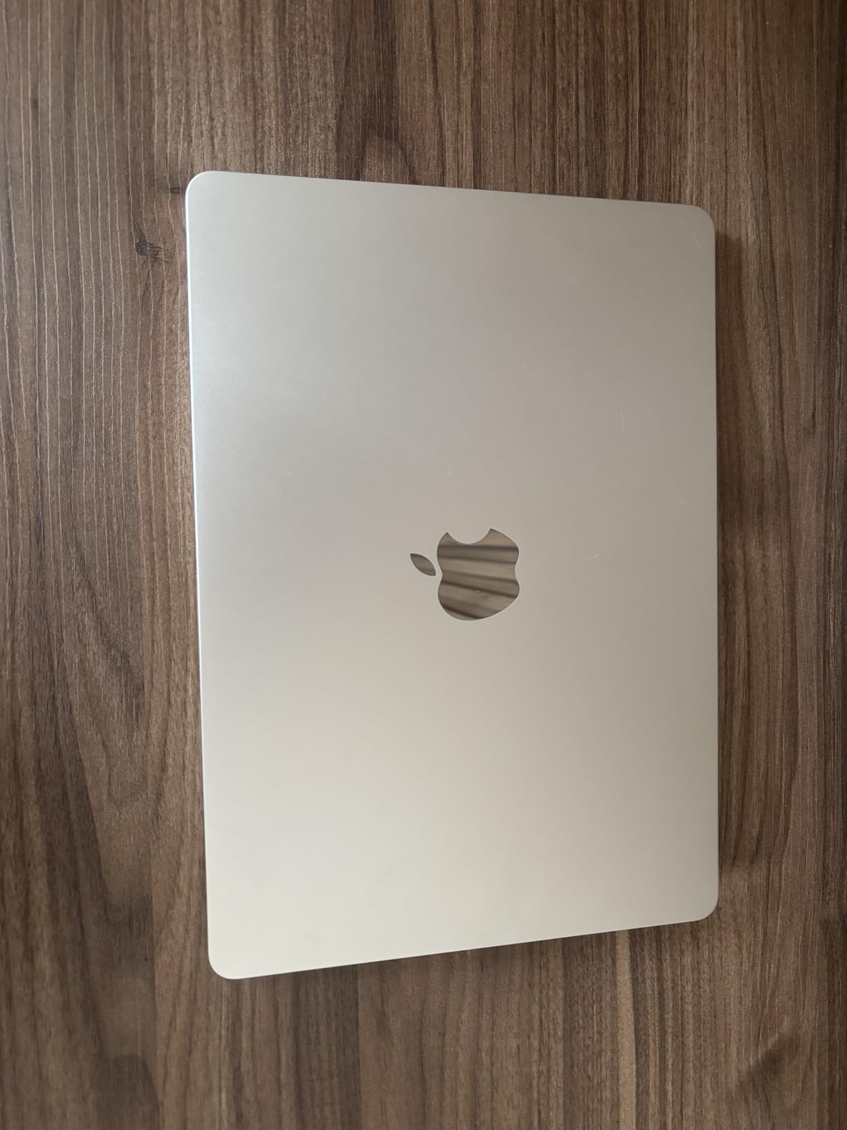 Apple 2025 MacBook Air 13-inch Laptop with M4 chip: Built for Apple Intelligence, 13.6-inch Liquid Retina Display, 16GB Unified Memory, 256GB SSD Storage, 12MP Center Stage Camera, Touch ID; Silver customer photo 2