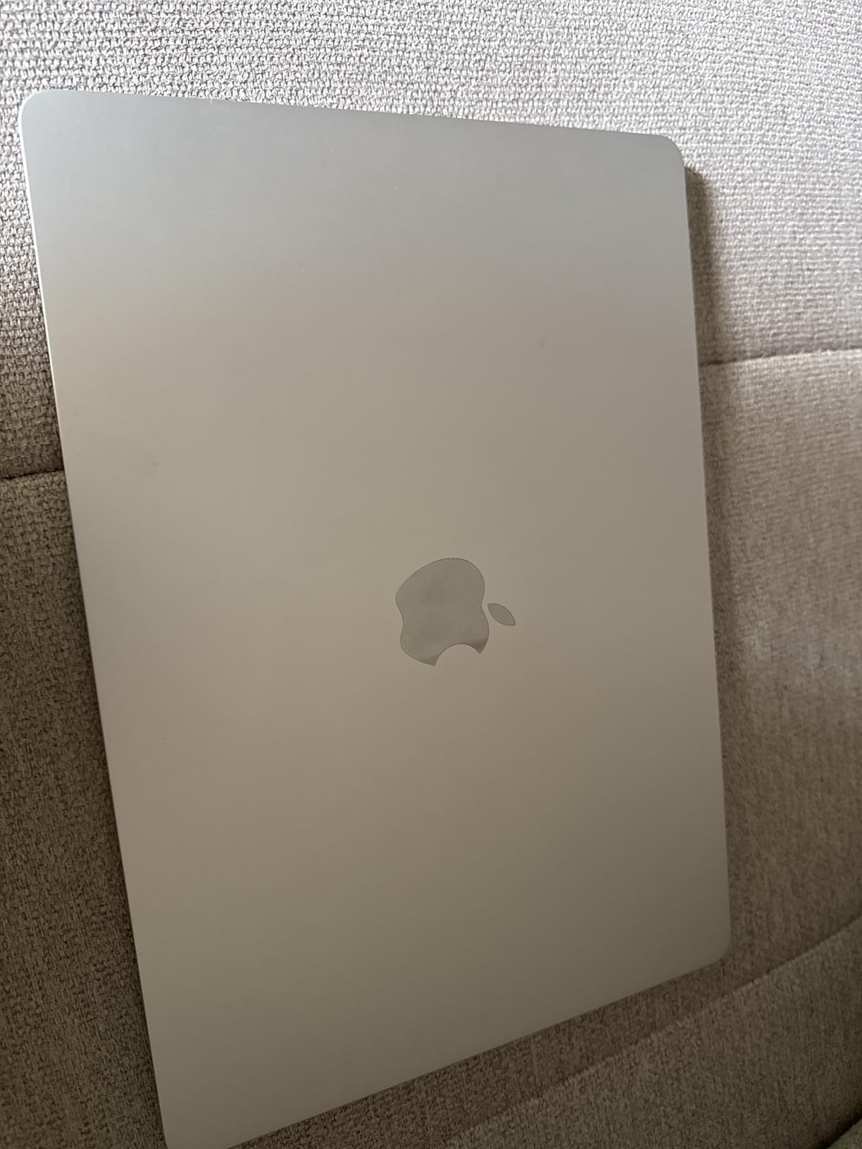 Apple 2025 MacBook Air 15-inch Laptop with M4 chip: Built for Apple Intelligence, 15.3-inch Liquid Retina Display, 16GB Unified Memory, 256GB SSD Storage, 12MP Center Stage Camera, Touch ID; Midnight customer photo 2