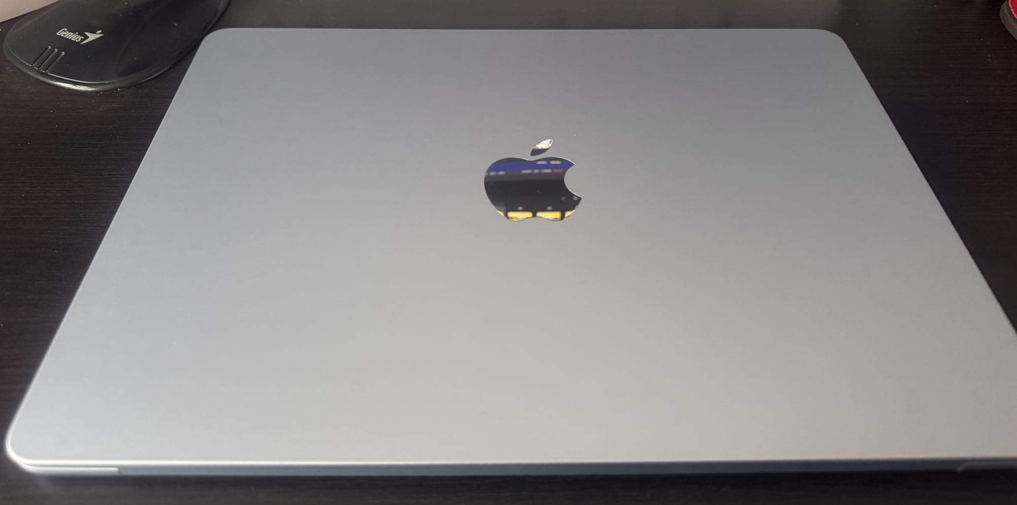 Apple 2025 MacBook Air 13-inch Laptop with M4 chip: Built for Apple Intelligence, 13.6-inch Liquid Retina Display, 16GB Unified Memory, 256GB SSD Storage, 12MP Center Stage Camera, Touch ID; Sky Blue customer photo 1
