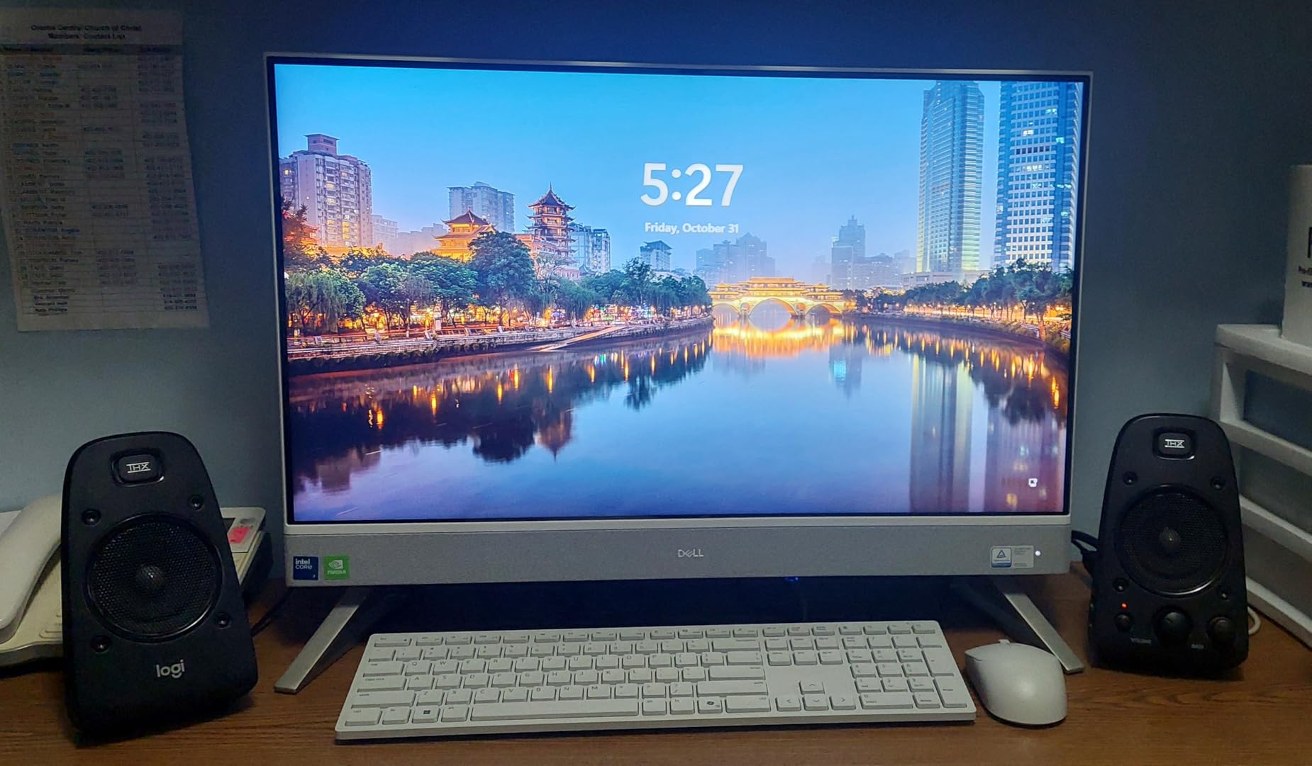 Dell 27 All-in-One Desktop, 27-inch FHD Touch Display, Intel Core 7 Processor 150U, NVIDIA GeForce MX570A 2GB GDDR6 Graphics, 32GB DDR5 RAM, 1TB SSD, Windows 11 Pro, Onsite Service - White customer photo 1