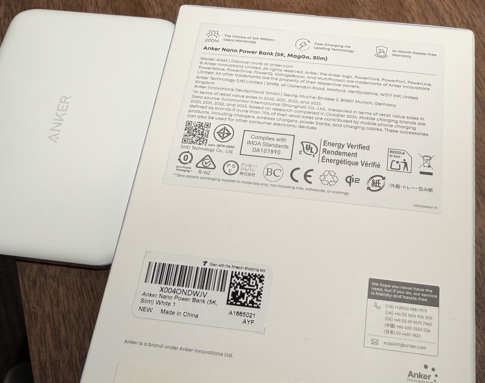 Anker Nano MagSafe Portable Charger, Ultra-Slim 5,000mAh Magnetic Wireless Power Bank, Qi2-Certified 15W Max, Compact for Travel, Ergonomic Design, for iPhone 17/16 Series, and More customer photo 2