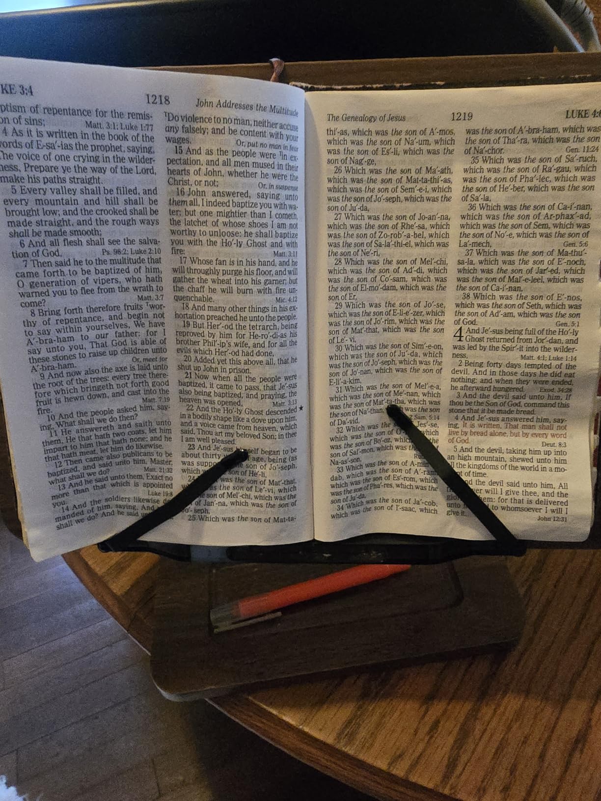 Book Stand for Reading, Adjustable Book Holder with 360°Rotating Bases, Ergonomic Cookbook Stand Recipe Book Holder with Elastic Page Clips for Magazines, Tablets, Laptops,Black customer photo 1