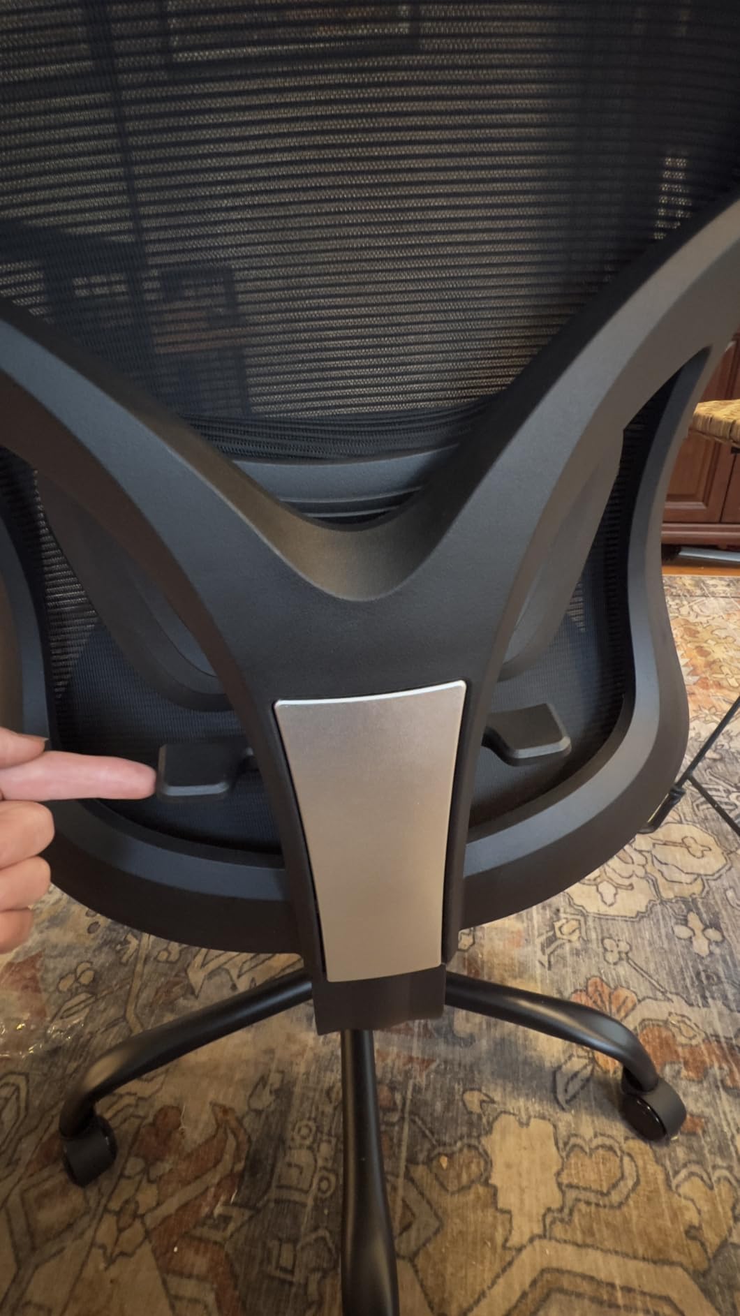 Marsail Ergonomic Office Chair Ergonomic Gaming Chair with Lumbar Support, 2D Headrest, Adjustable Armrests, Contoured Seat Cushion, Computer Desk Chair with Wheels for Home and Office customer photo 1