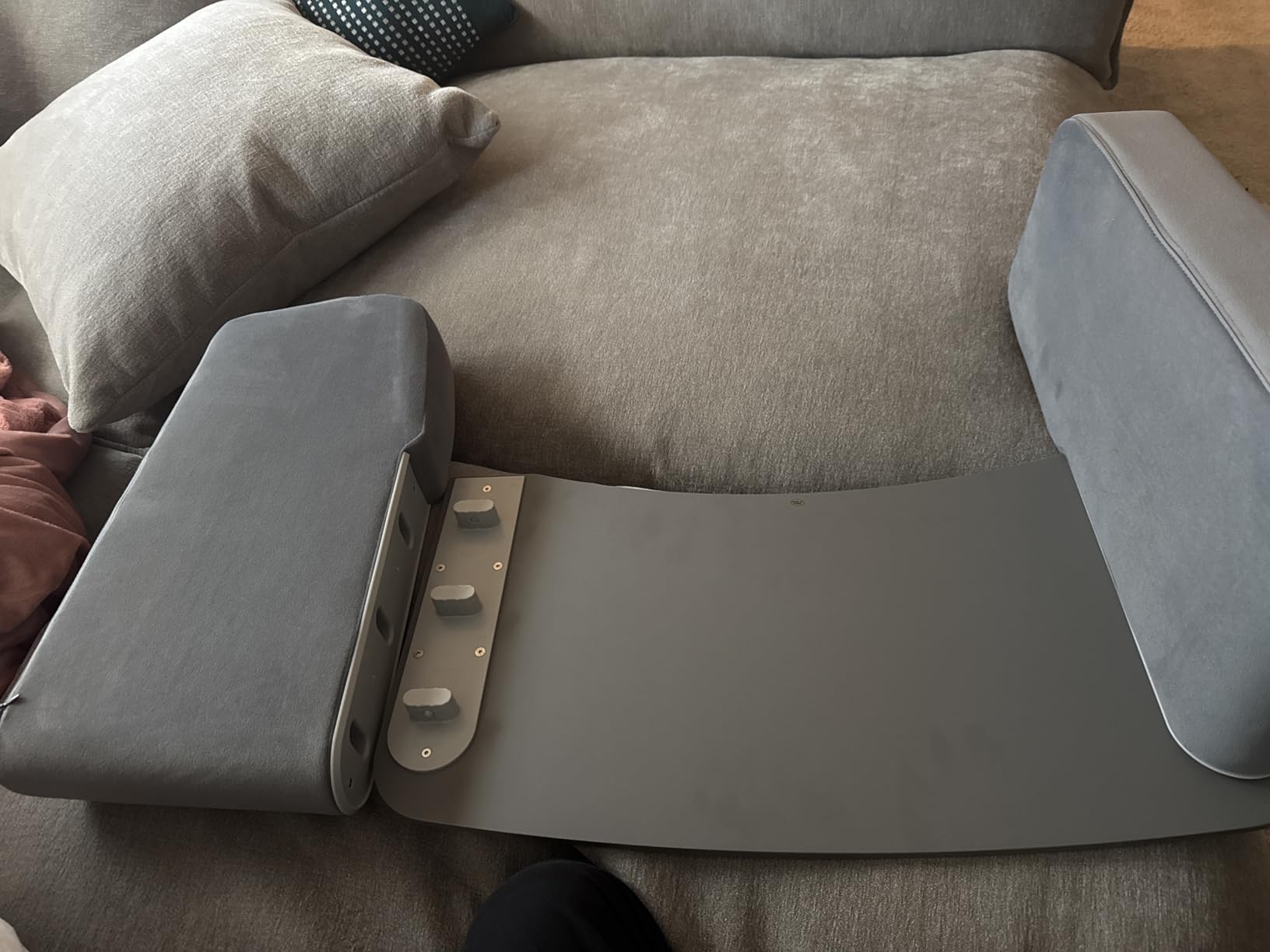 OPTIXCELL Reading Pillow for Gaming with Ergonomic Arm Rests, Wooden Lap Desk for Laptop, Support Pillow with Side Pockets for Bed, Couch or Floor (Gray, Large) customer photo 2