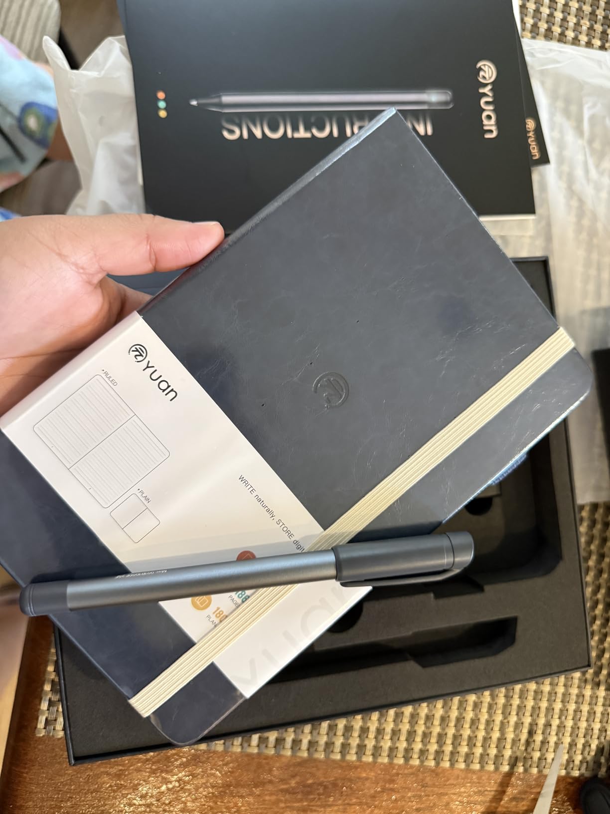 Yuan Smart Digital Notebook with Pen, Smart Pen for Note Taking Real-Time Sync-to-Digital, Smart Writing for Meeting Class Creation, Digitizing, Store, and Share Handwritten Notes via App(iOS/Android) customer photo 2