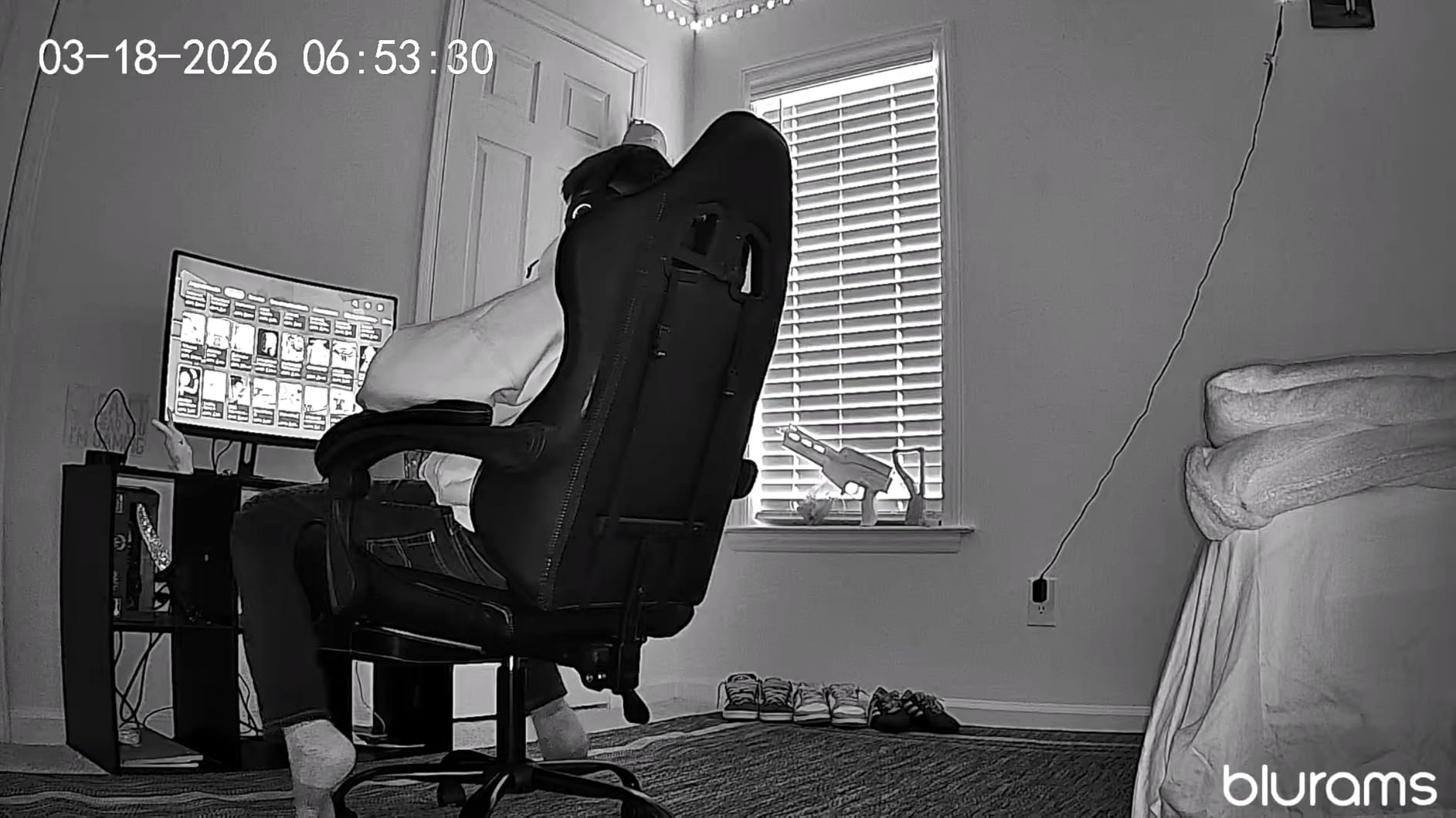 OS MOTOR Gaming Chair with Headrest and Lumbar Support, Ergonomic High Back Office Chair, Racing Style Executive Computer Desk Chair, Leather Adjustable Swivel Task Chair for Home Office (Black) customer photo 2