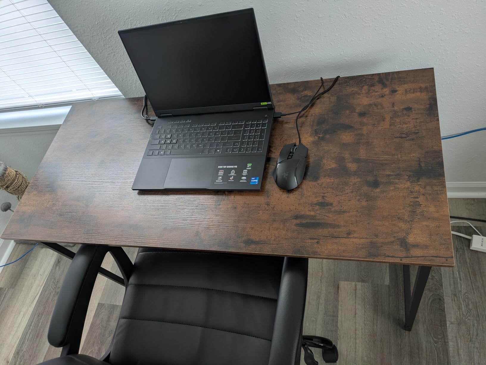 Sweetcrispy Computer Office Desk 44 Inch Small Student Study Gaming Writing Work Modern Simple PC Table for Bedroom, Home - Rustic Brown customer photo 1