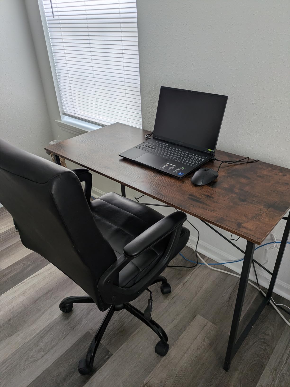 Sweetcrispy Computer Office Desk 44 Inch Small Student Study Gaming Writing Work Modern Simple PC Table for Bedroom, Home - Rustic Brown customer photo 2